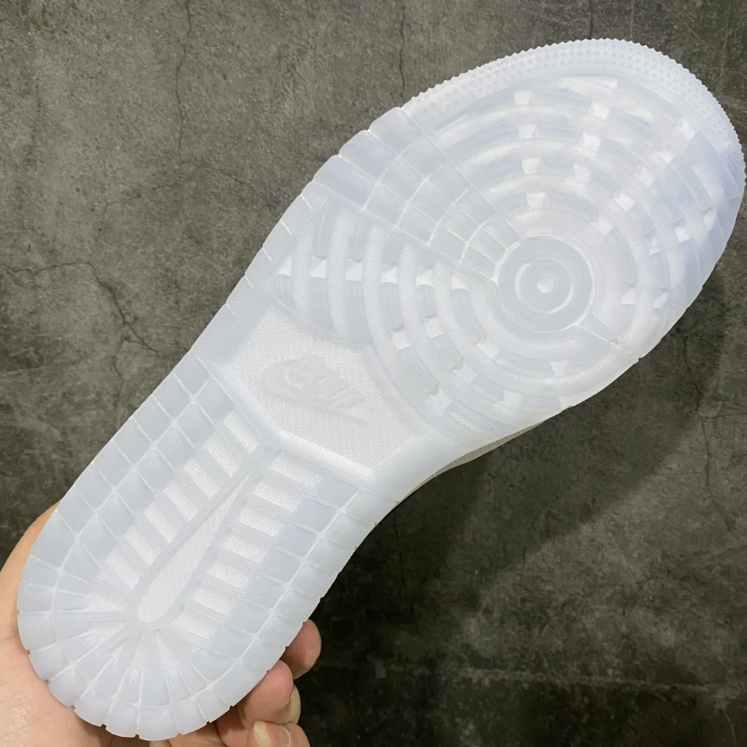 图片[9]-纯原aj1 高尔夫系列上架 Air Jordan AJ1 Low Golf 狼灰 小迪奥 原鞋开模 私模大底开发 原厂内置气垫 全头层小牛皮 高清洁度 正确上翘鞋型 鞋舌AJ原厂专用牛津布+AJ专用反口珍珠布 原厂无杂质高弹内里海棉+特殊封边弹力鞋带 货号：DD9315-002 尺码：36-46-选品中心