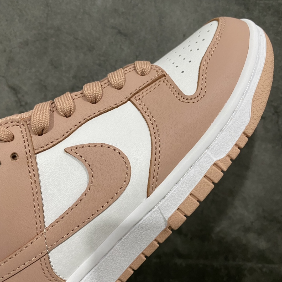 图片[6]-PK版本Dunk Low \”Rose Whisper\” 玫瑰粉 复古休闲板鞋  DD1503-118  顶级纯原 全新改版 强势开闸  独家原版原盒开模打造  原厂织唛标 一致匹配原版  原楦原纸板开发 匹配原版98%以上  后跟垫棉独家呈现 后跟反口里弧度正确  全新后跟电绣 电绣针数与正品一致  原厂皮料 质感无敌   皮料切割干净 无任何毛边 清洁度细节完美  尺码：36 36.5 37.5 38 38.5 39 40 40.5 41 42 42.5 43 44 44.5 45 46 47.5-选品中心