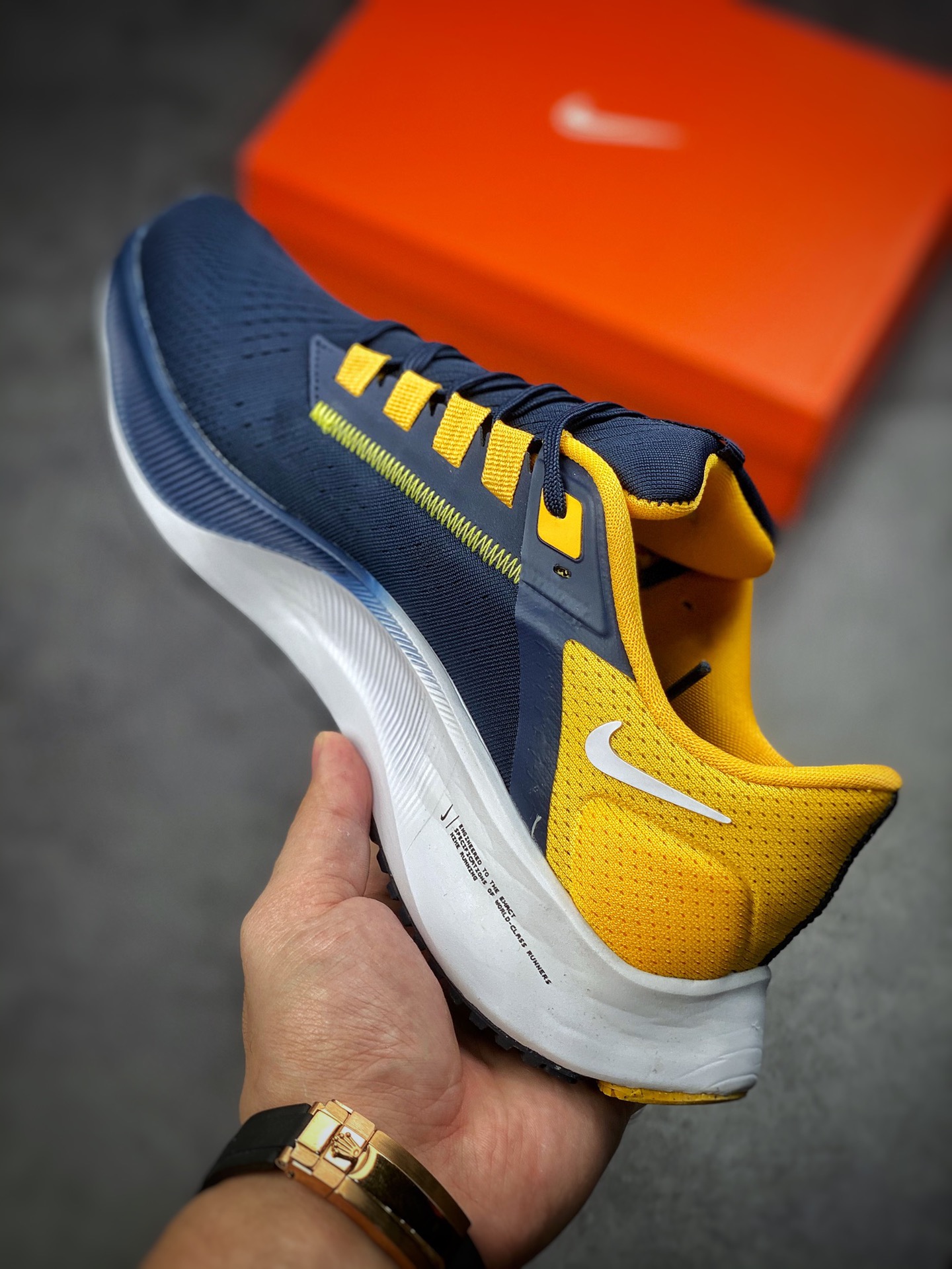 170 耐克Nike Zoom Pegasus 38代 飞马涡轮增压马拉松慢跑鞋 DJ0864-400