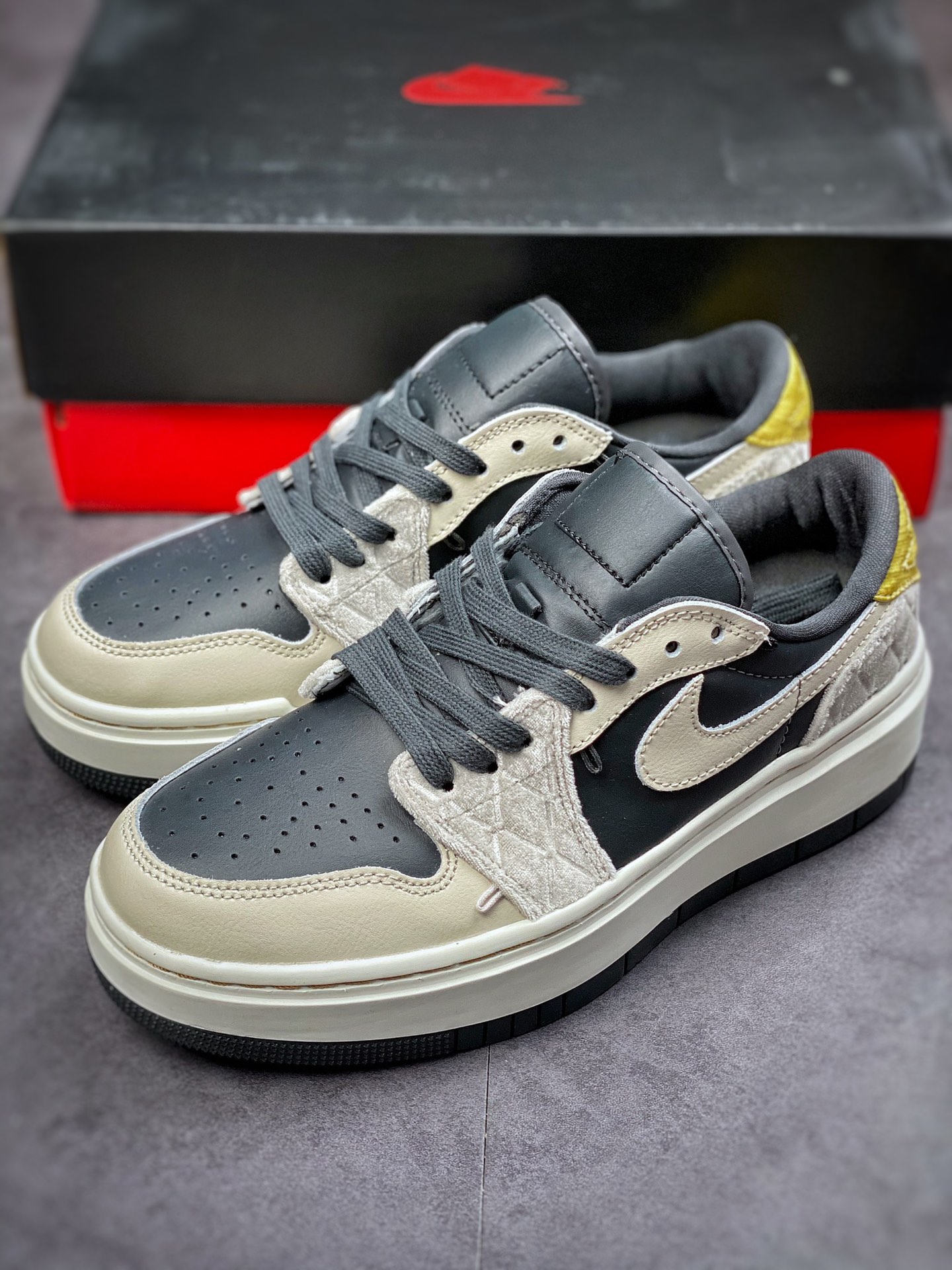 200 Air Jordan 1 Elevate Low SE 厚底复古篮球鞋 黑灰金厚底串珠 DV1494-001
