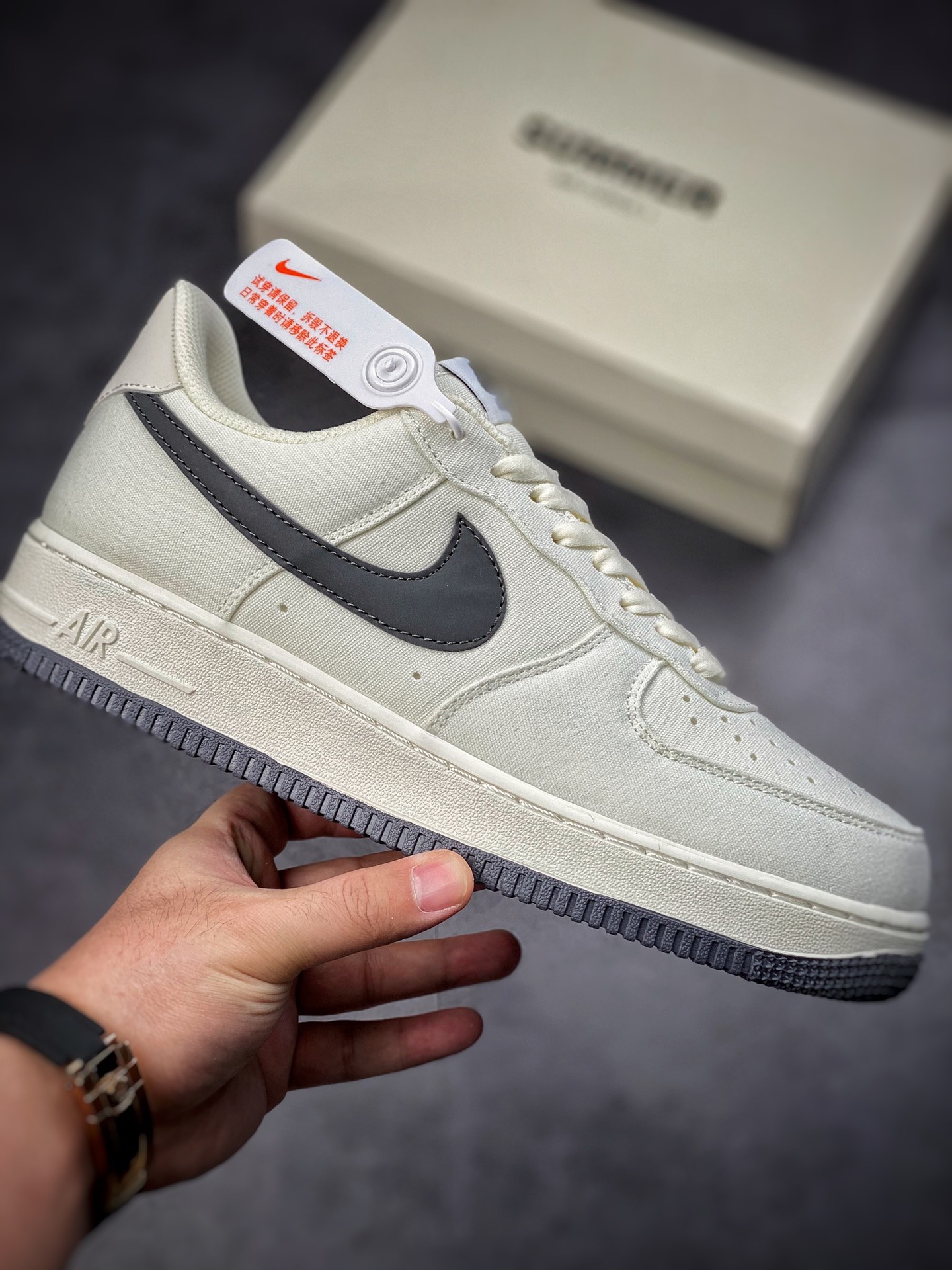 220 Nike Air Force 1 Low 07 帆布米白深灰 DG2296-007