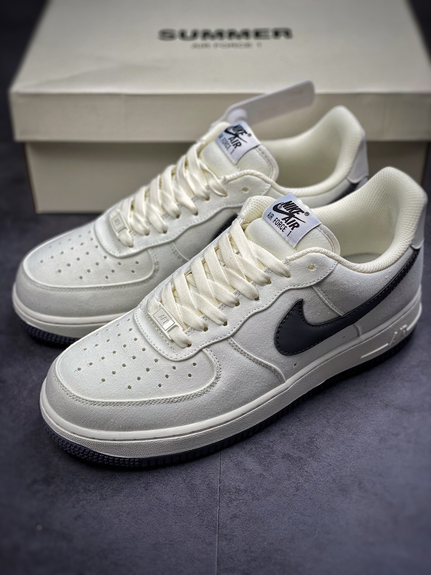220 Nike Air Force 1 Low 07 帆布米白深灰 DG2296-007