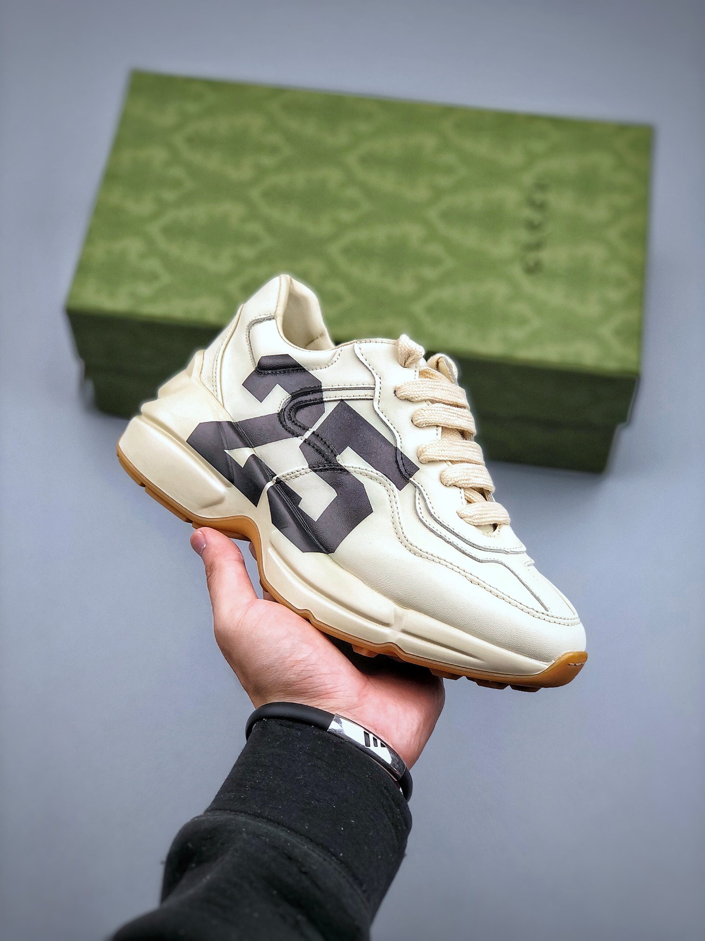 古驰老爹鞋gurhytonvintagetrainersneaker古驰老爹5d皮革角状复古