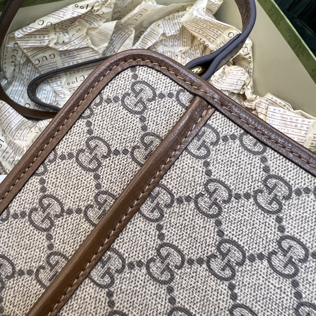 Gucci 酷奇相机包 8