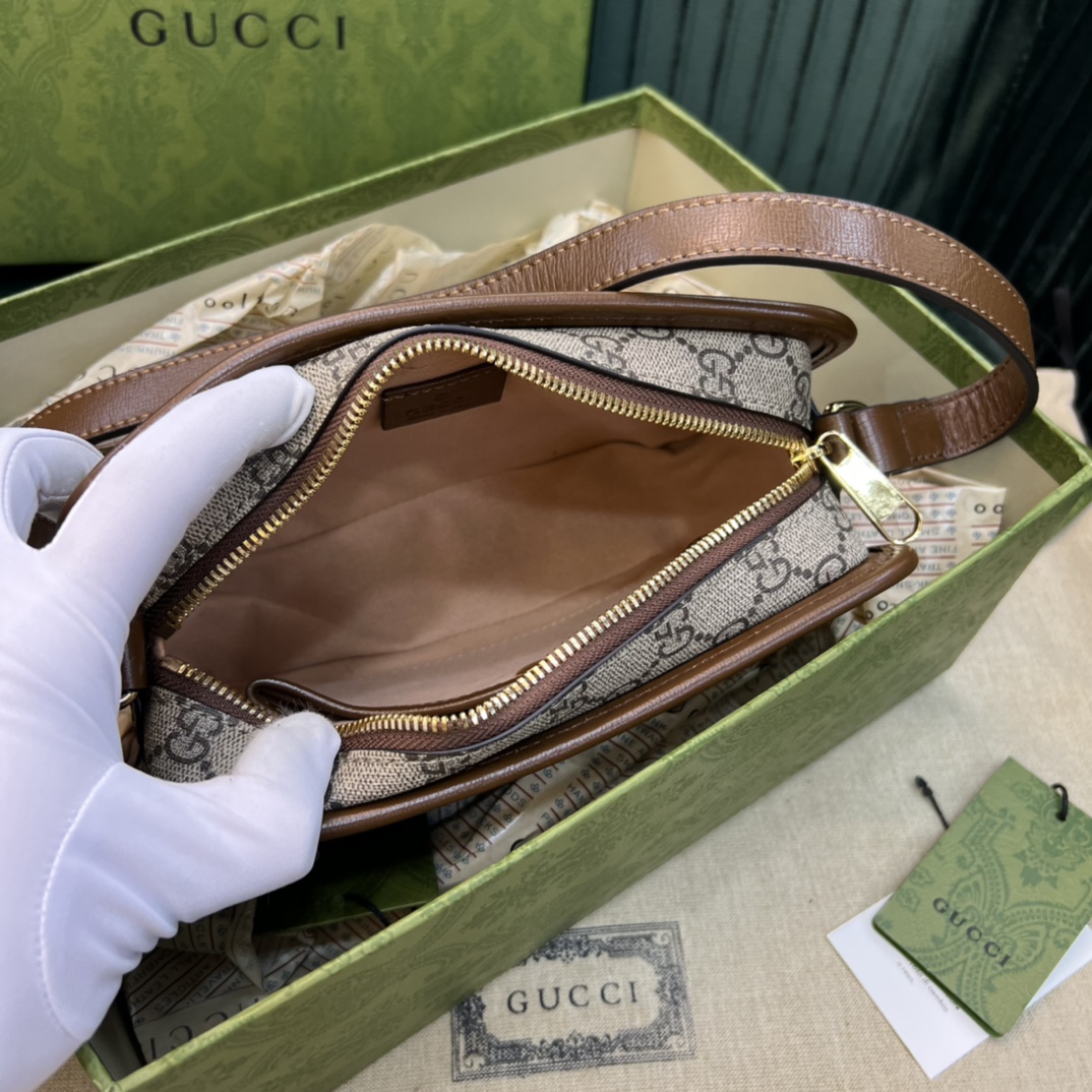 Gucci 酷奇相机包 9