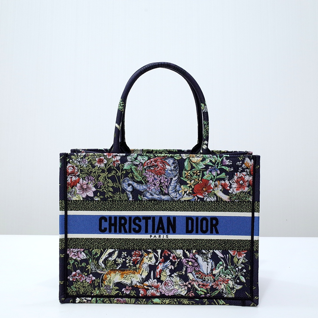 Dior Book Tote Buy
 Tote Bags Embroidery