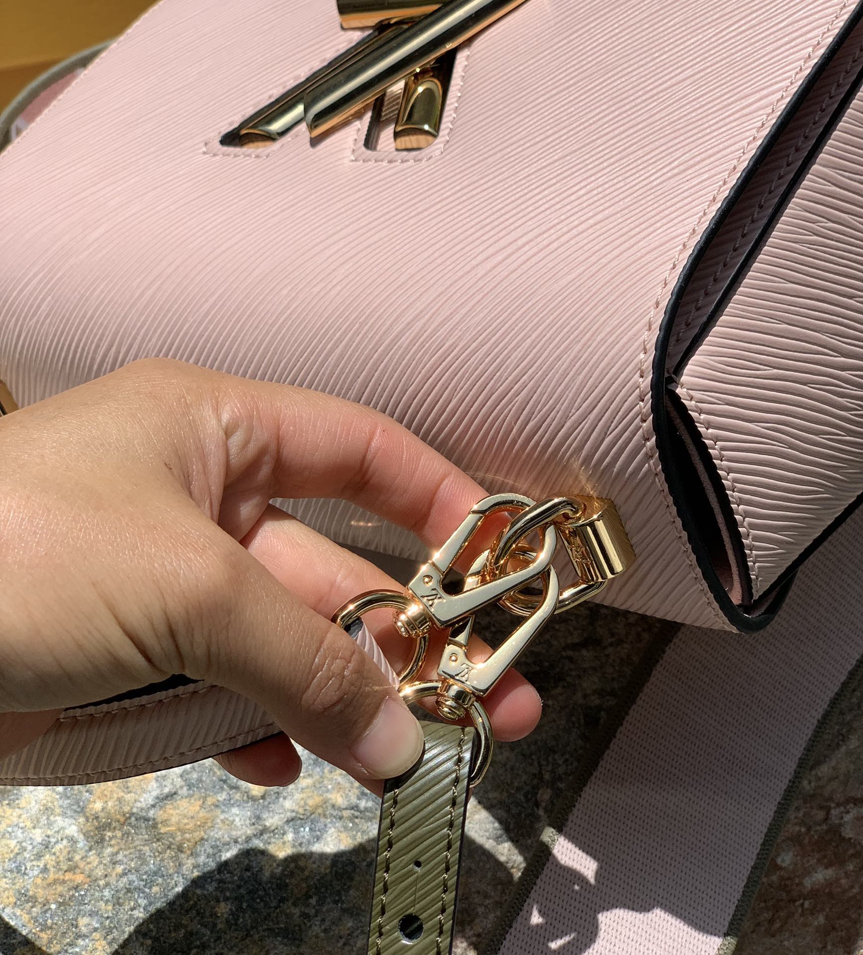 🌼 m59028⚠️『细节实拍』百分百实物拍摄我们家的东西全部实物细节特写让大家看个清楚仔仔细细地，买的