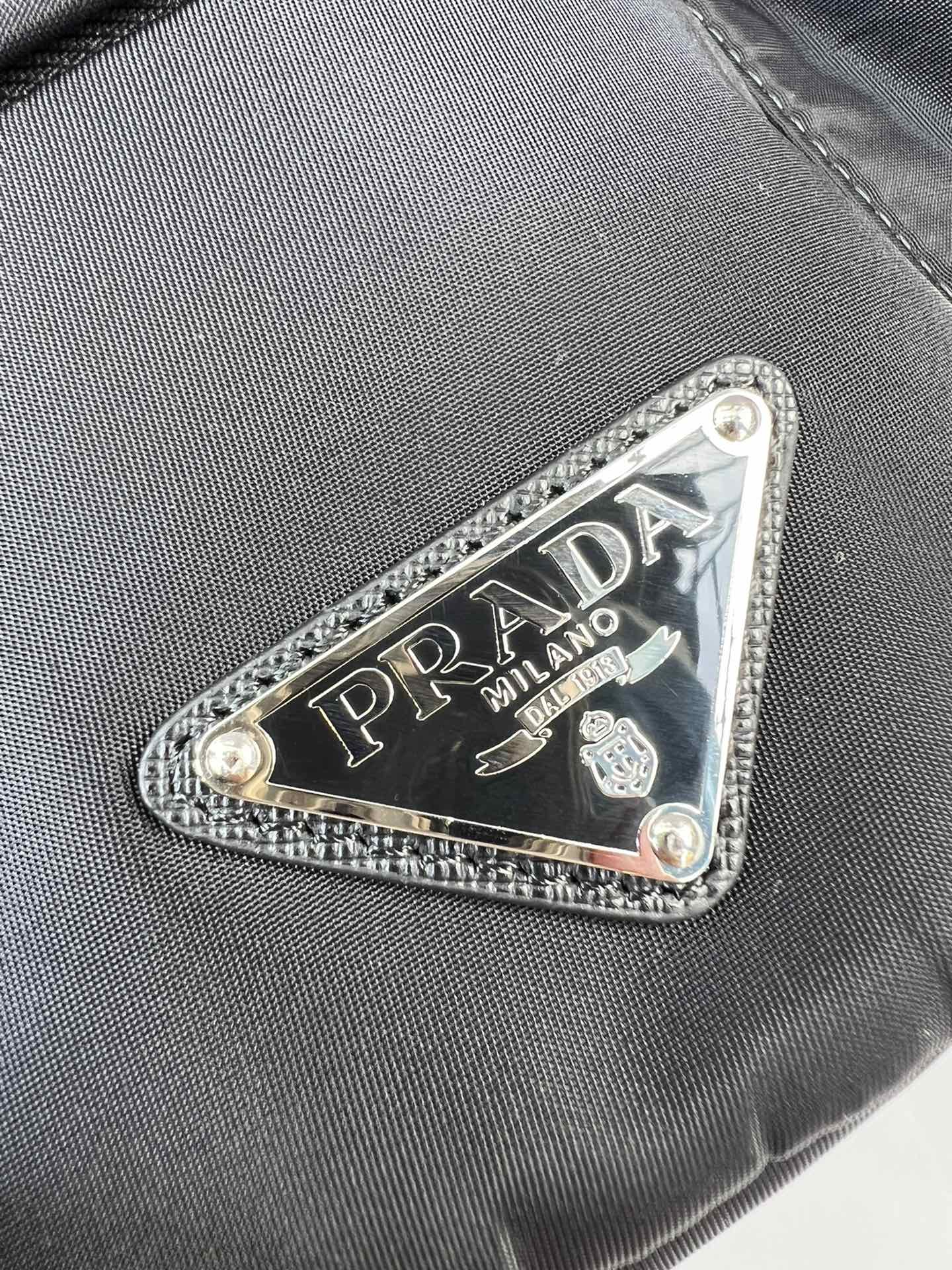 新作コラボレーションウェストポーチ