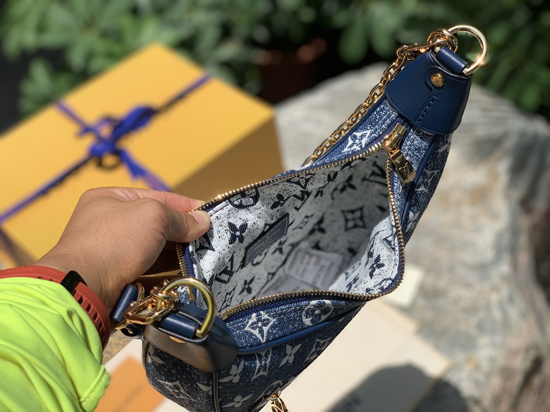 非市场普通货 进口皮料半钢五金 m81166尺寸23 x 13 x 6 CM纯正海外渠道货！L&V202