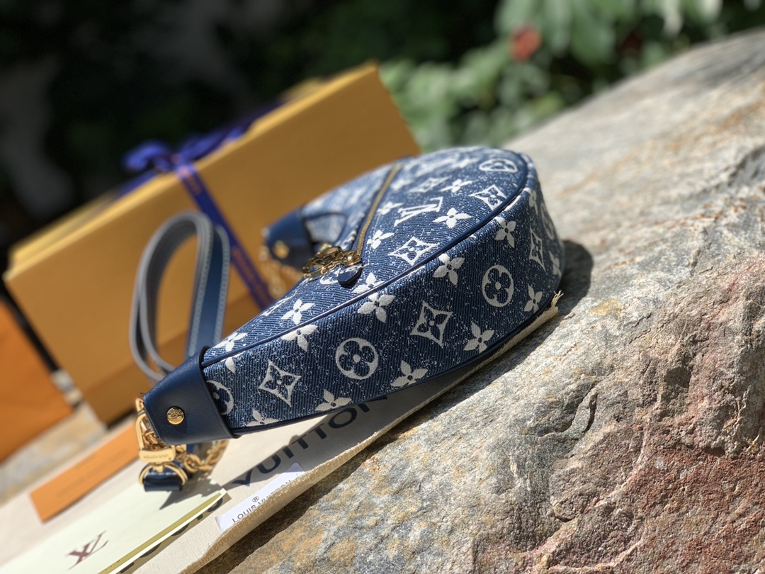 非市场普通货 进口皮料半钢五金 m81166尺寸23 x 13 x 6 CM纯正海外渠道货！L&V202