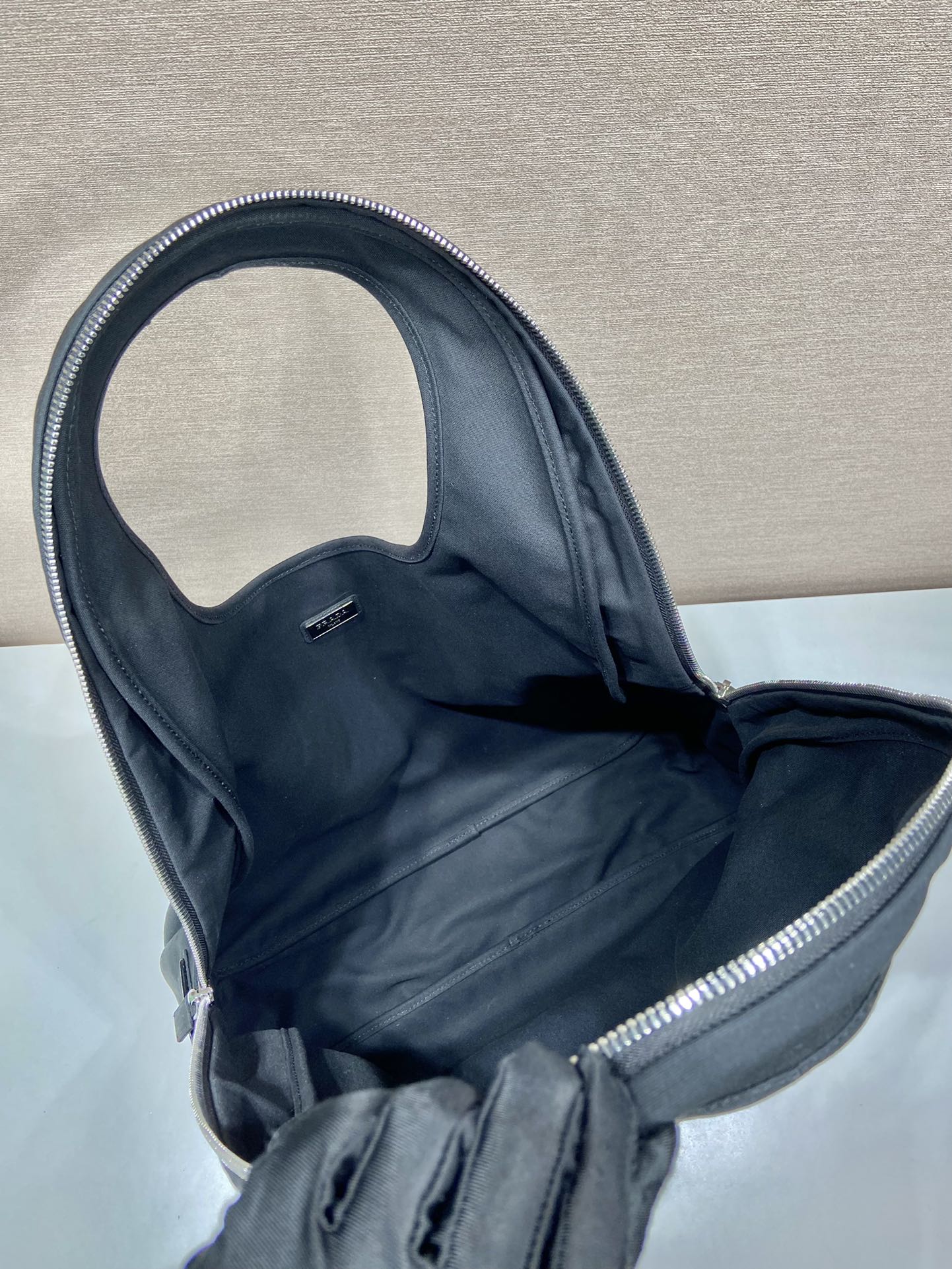 PRADA普拉达帆布托特包大三角包2VY005