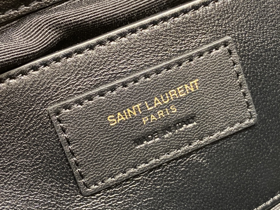 Saint laurent Ysl 𝗜𝗖𝗔𝗥𝗘 超大YSL标志小羊皮托特包 698651