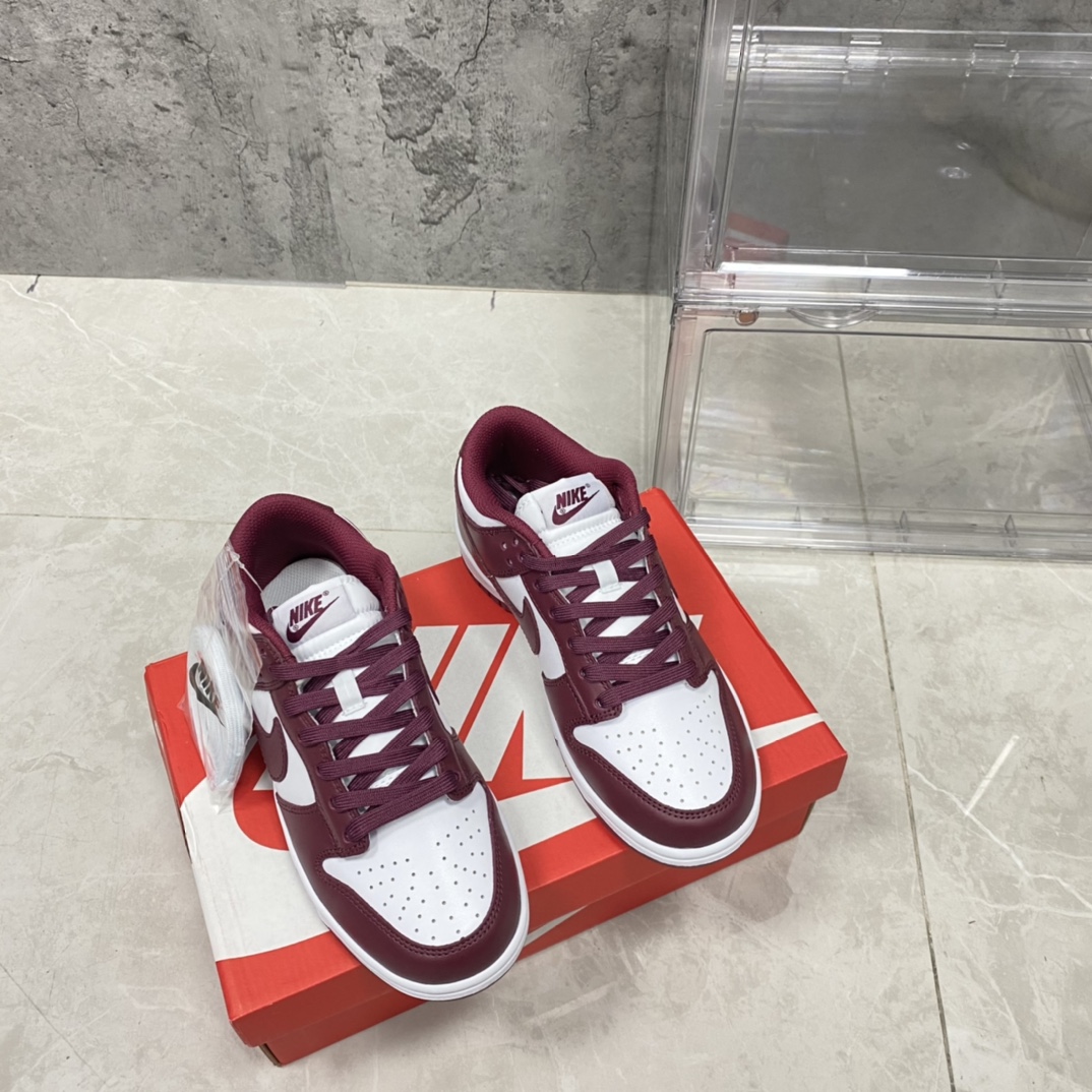 NO:615750,First layer pure original version Nike Dunk Low low top burgundy casual sneakers size 36 36.5 37.5 38 38.5 39 40 40.5 41 42 42.5 43 44 44.5 45, casual shoes/sports shoes, sneakers19860909头层纯原版本 Nike Dunk Low 低帮 酒红 休闲板鞋 码数36 36.5 37.5 38 38.5 39 40 40.5 41 42 42.5 43 44 44.5 45,休闲鞋/运动鞋,sneakers,Women's Shoes