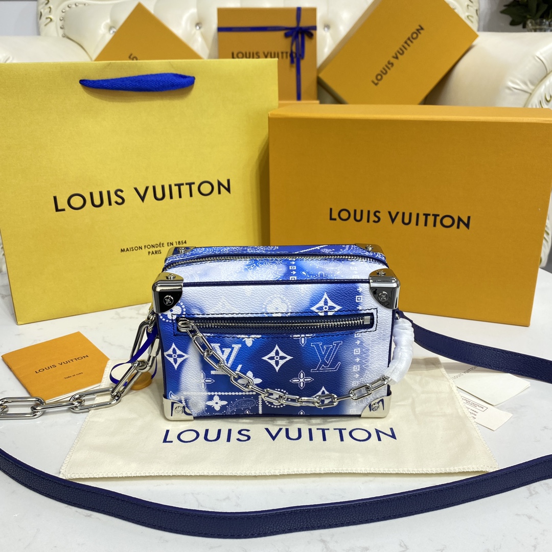 Louis Vuitton LV Soft Trunk Crossbody & Shoulder Bags Blue Chains M20557