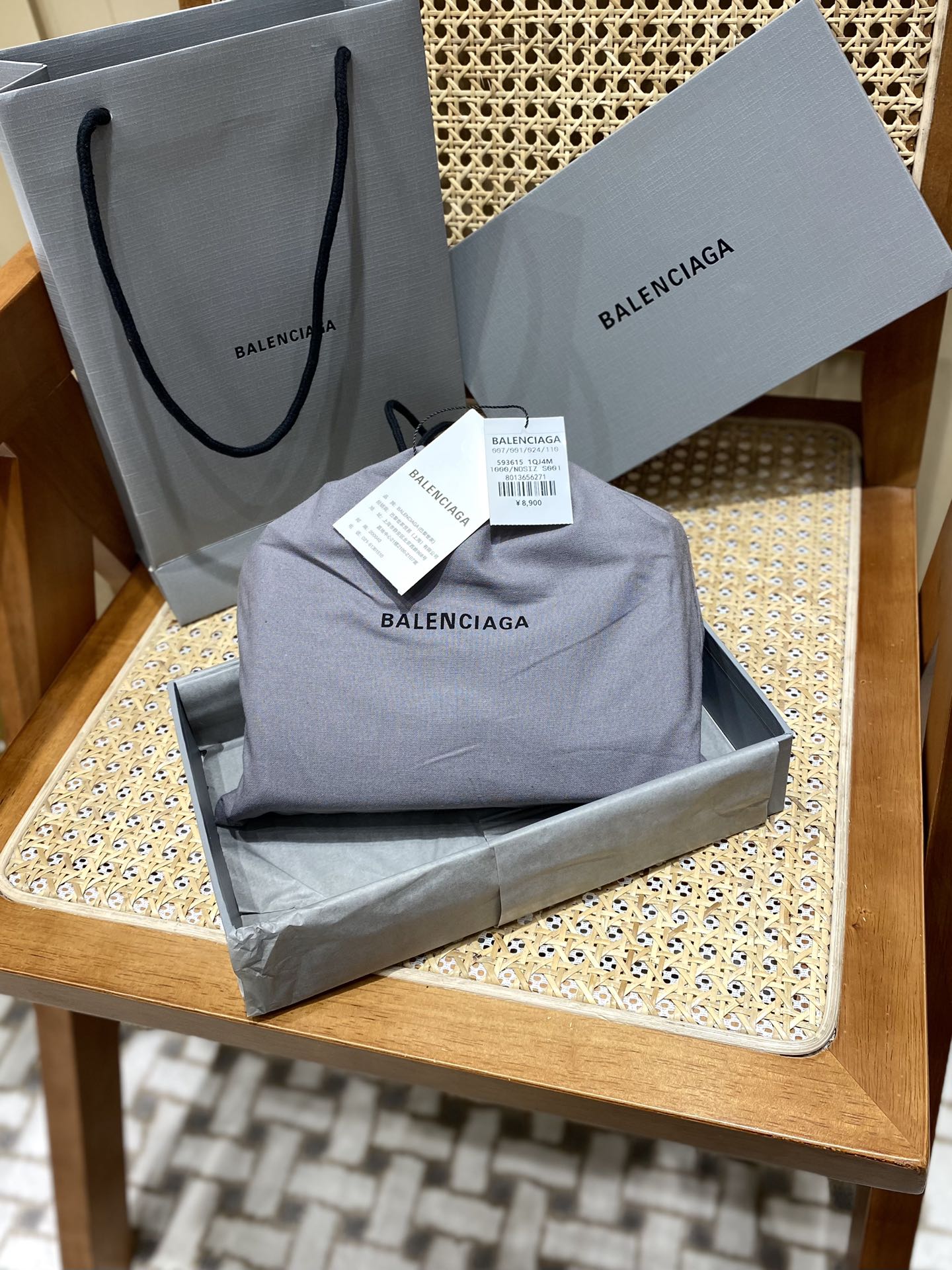 Balenciaga 𝐁. 𝘄𝗮𝗹𝗹𝗲𝘁 𝗼𝗻 𝗰𝗵𝗮𝗶𝗻 19.5CM BAG 593615鳄鱼纹黑色金扣
