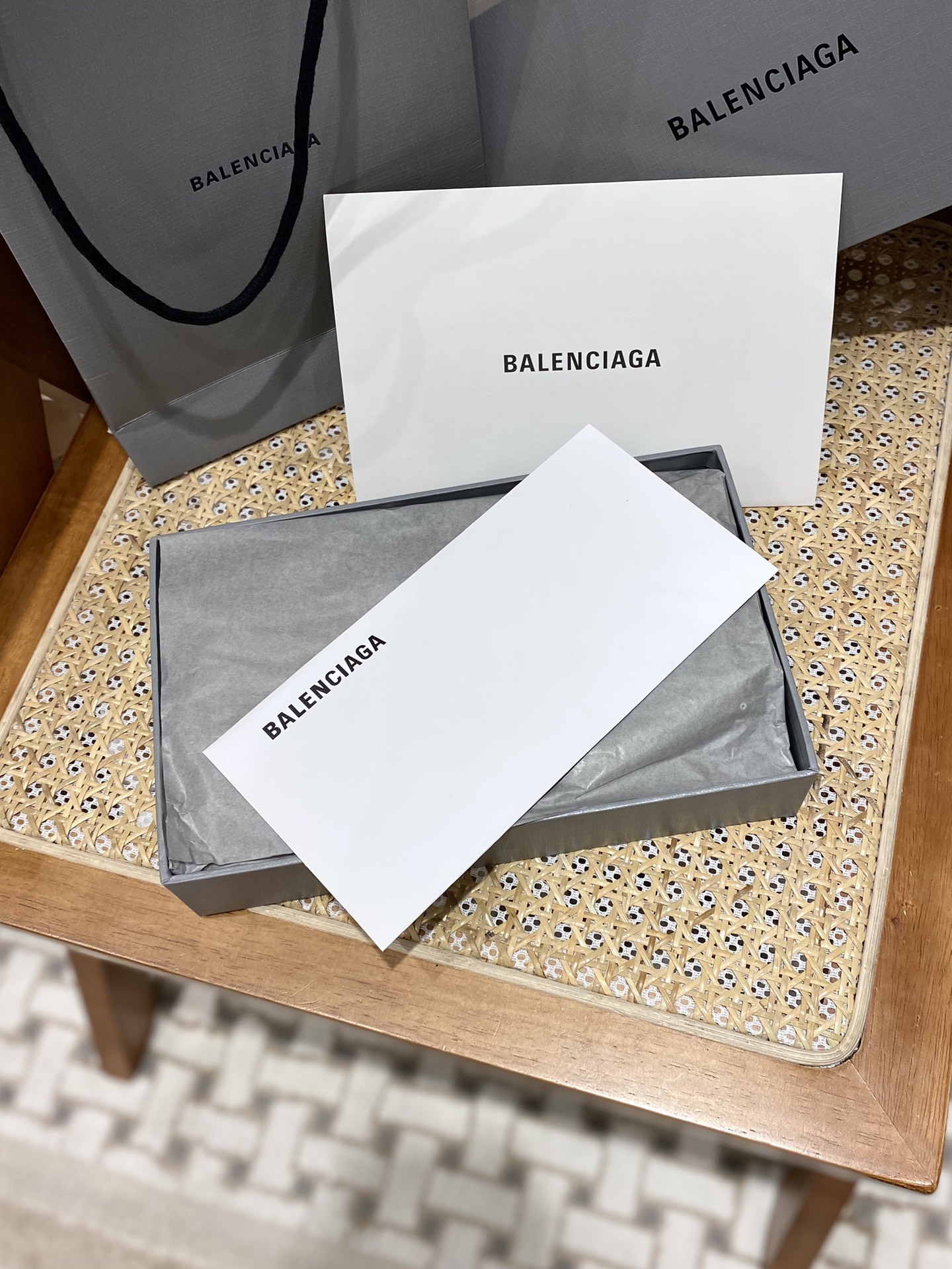 Balenciaga 𝐁. 𝘄𝗮𝗹𝗹𝗲𝘁 𝗼𝗻 𝗰𝗵𝗮𝗶𝗻 19.5CM BAG 593615鳄鱼纹黑色金扣