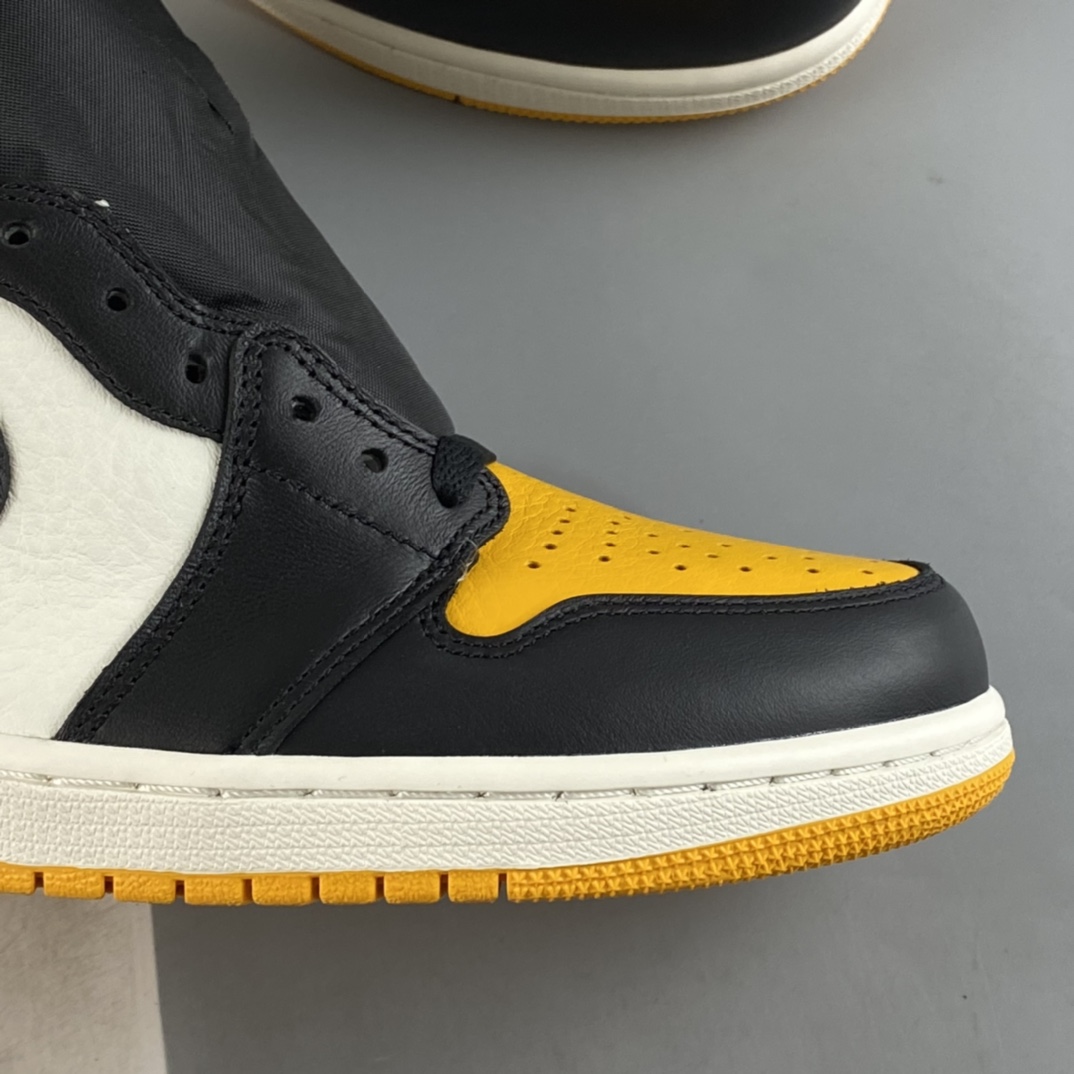 P400 Air Jordan 1 Retro High OG AJ1 乔1黑黄脚趾 555088-711