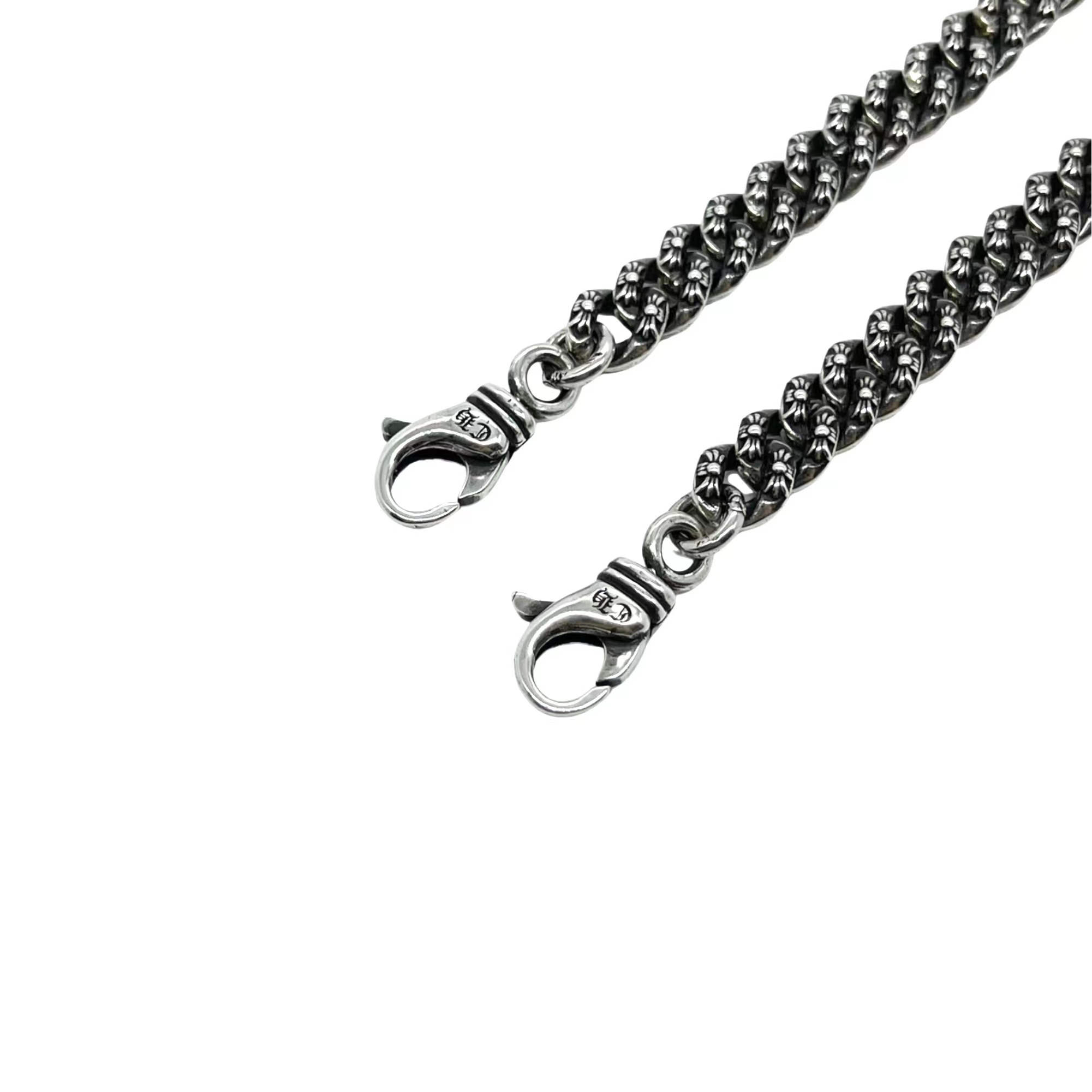 Chrome Hearts 𝐂𝐡𝐫𝐨𝐦𝐞 𝐡𝐞𝐚𝐫𝐭𝐬克罗心 满花链条十字项链 纯银材质 做旧 密集十字元素 龙虾扣 搭配