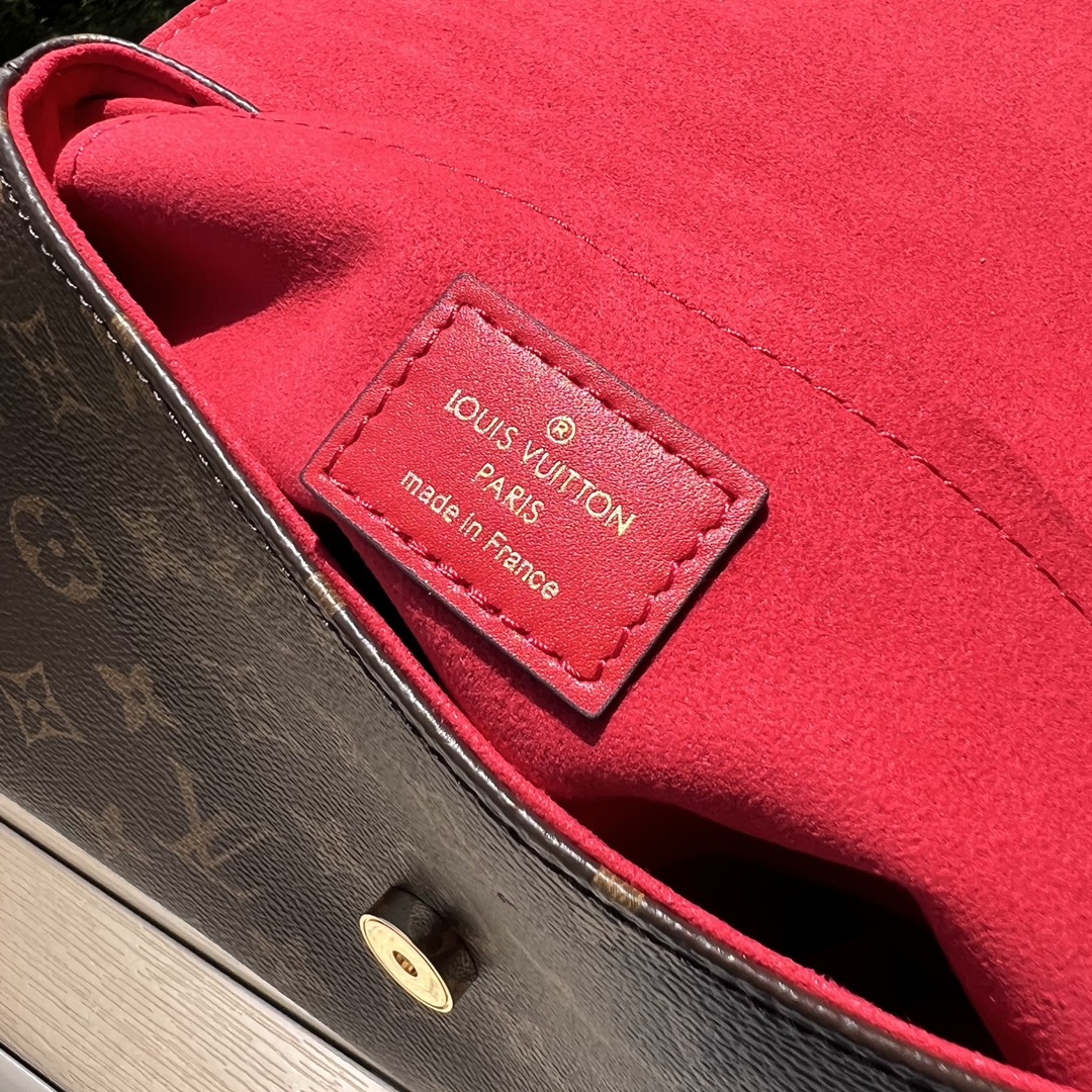 非市场普通货 进口皮料半钢五金 m44322尺寸:20×16×7.5cmLV海外渠道资源特供Locky 