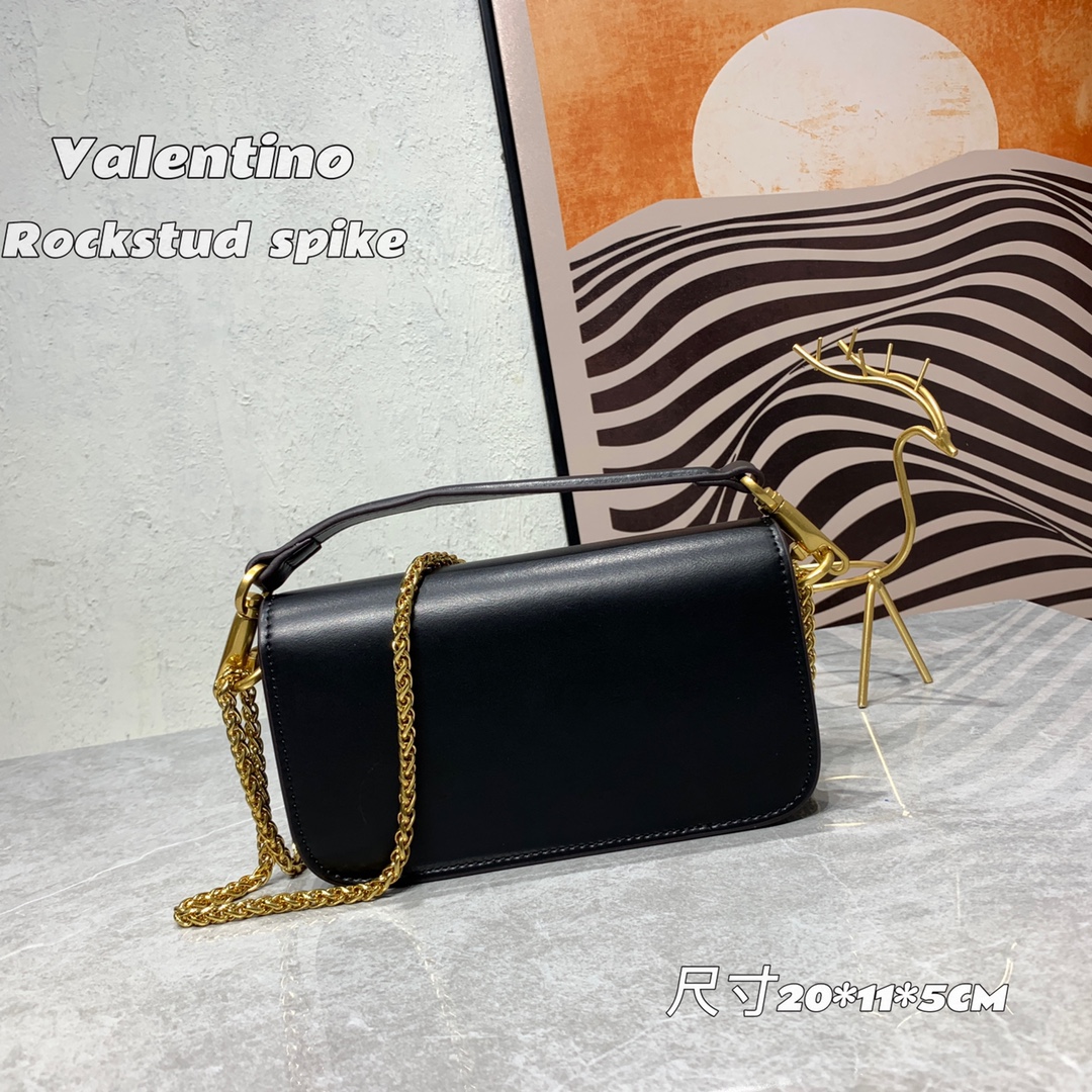 【520甄选】VALENTINO华家 女士MINILOCO 小牛皮新品 金属链条和细腻皮革组成别致双提柄,还可拆除变身手 【520甄选】VALENTINO华家 女士MINILOCO 小牛皮新品 金属链条和细腻皮革组成别致双提柄,还可拆除变身手