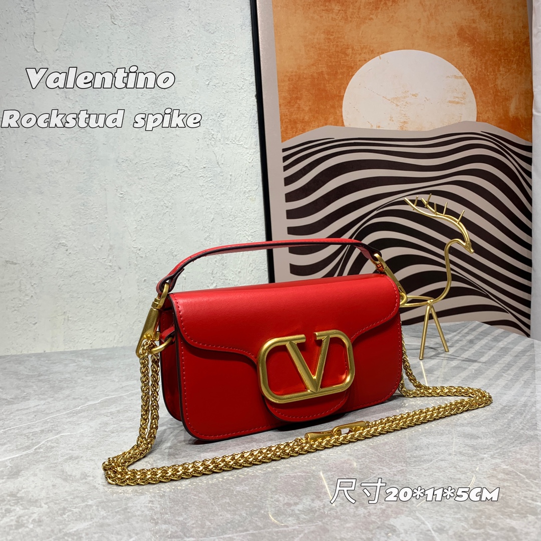 【520甄选】VALENTINO华家 女士MINILOCO 小牛皮新品 金属链条和细腻皮革组成别致双提柄，还可拆除变身手