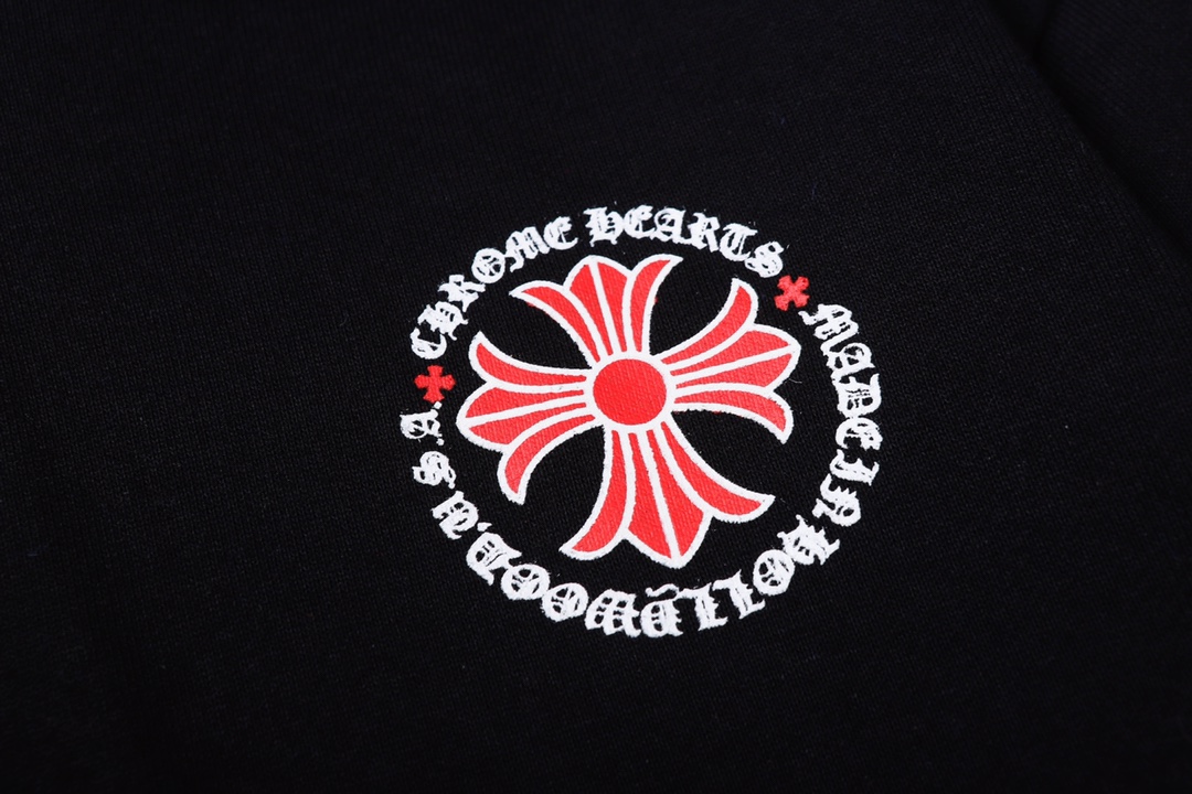 High Street Fashion: Sanskrit Hat Coat with Rubber Stamping – 420g Cotton Zipper T-Shirt - 图片 8
