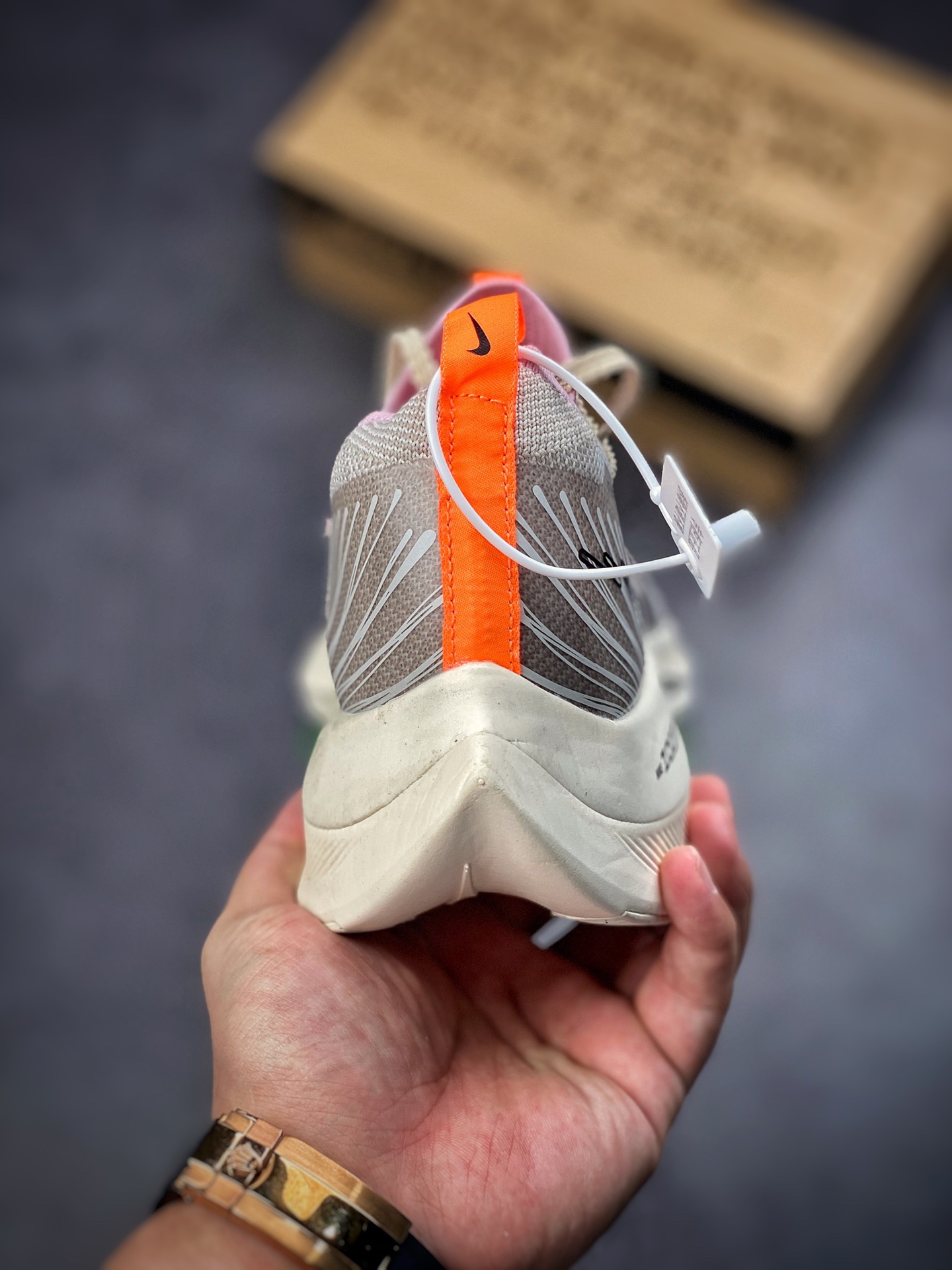 240 Nike Air Zoom Alphafly NEXT％破2代马拉松气垫轻量超跑竞速运动慢跑鞋 DB0129-001