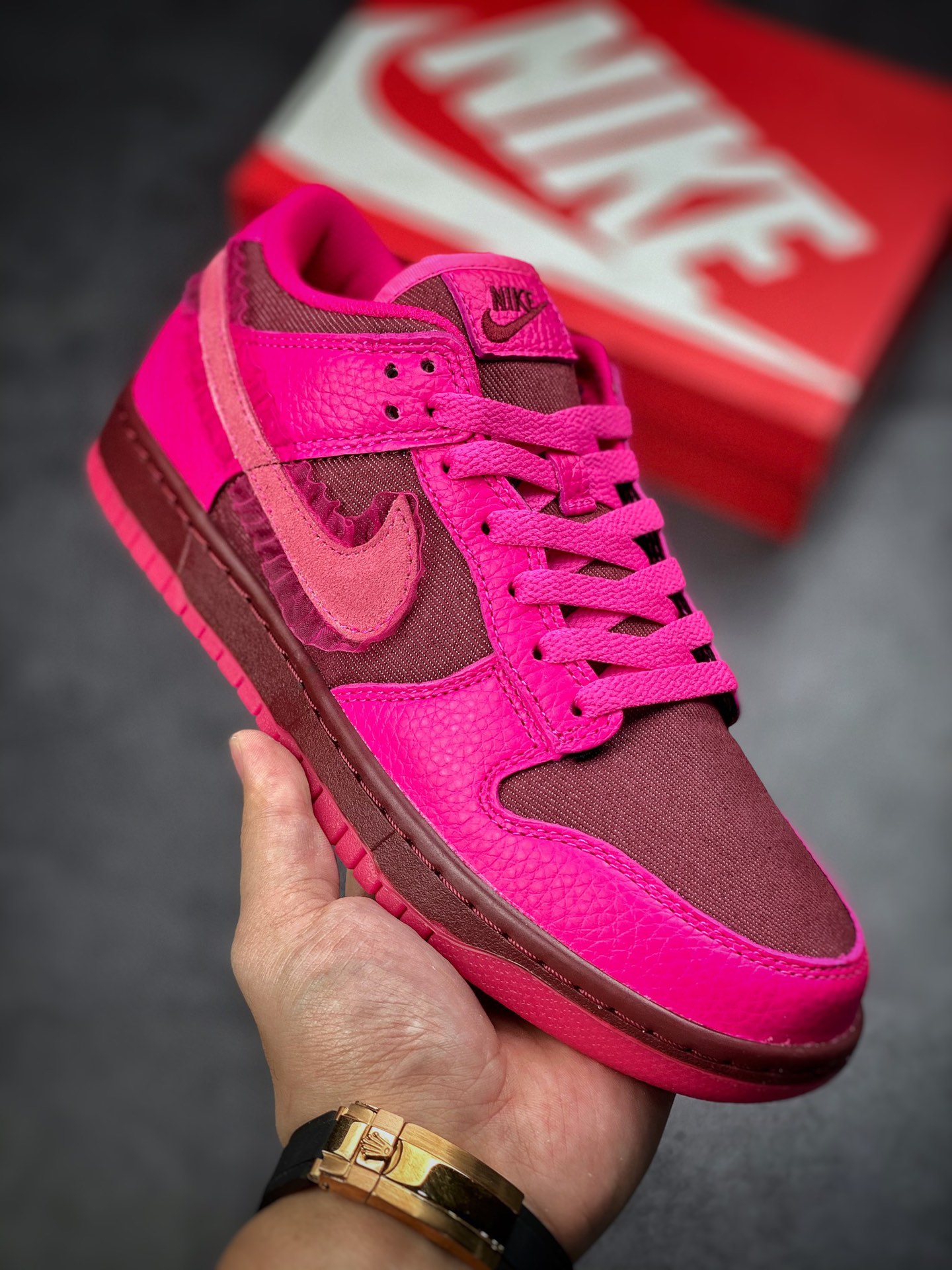 360 Nike Dunk Low Valentine’s Day 蕾丝 情人节 玫粉色 DQ9324-600