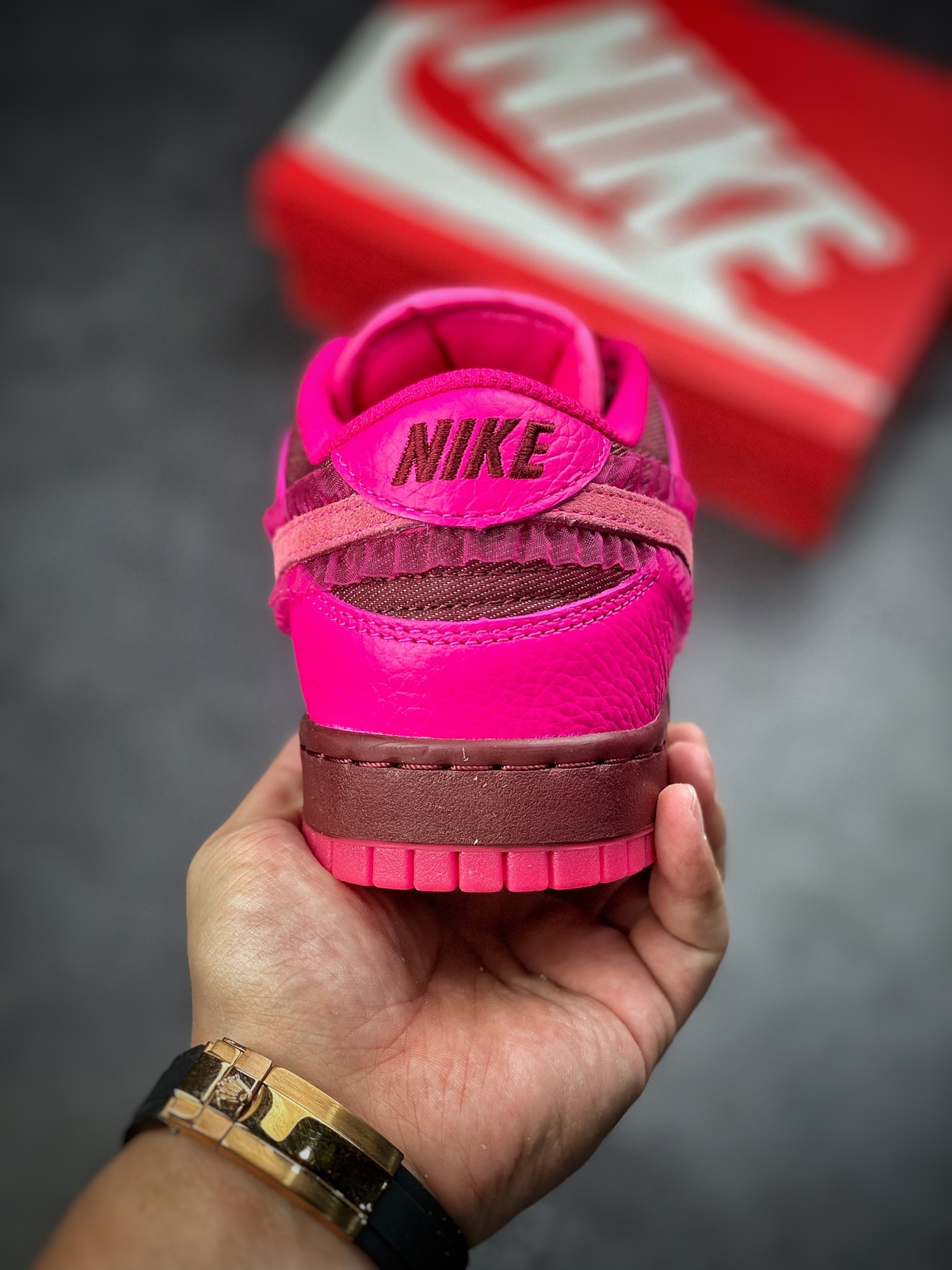 360 Nike Dunk Low Valentine’s Day 蕾丝 情人节 玫粉色 DQ9324-600