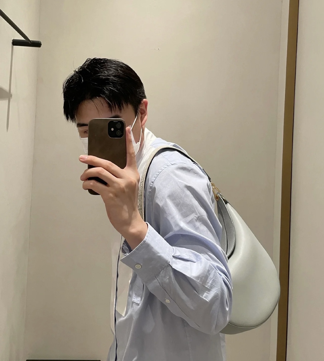 LOEWE罗意威 Luna 半月包 0676雾霾蓝