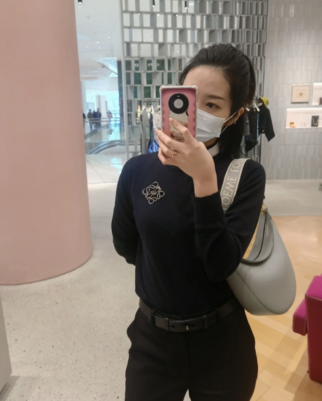 LOEWE罗意威 Luna 半月包 0676雾霾蓝