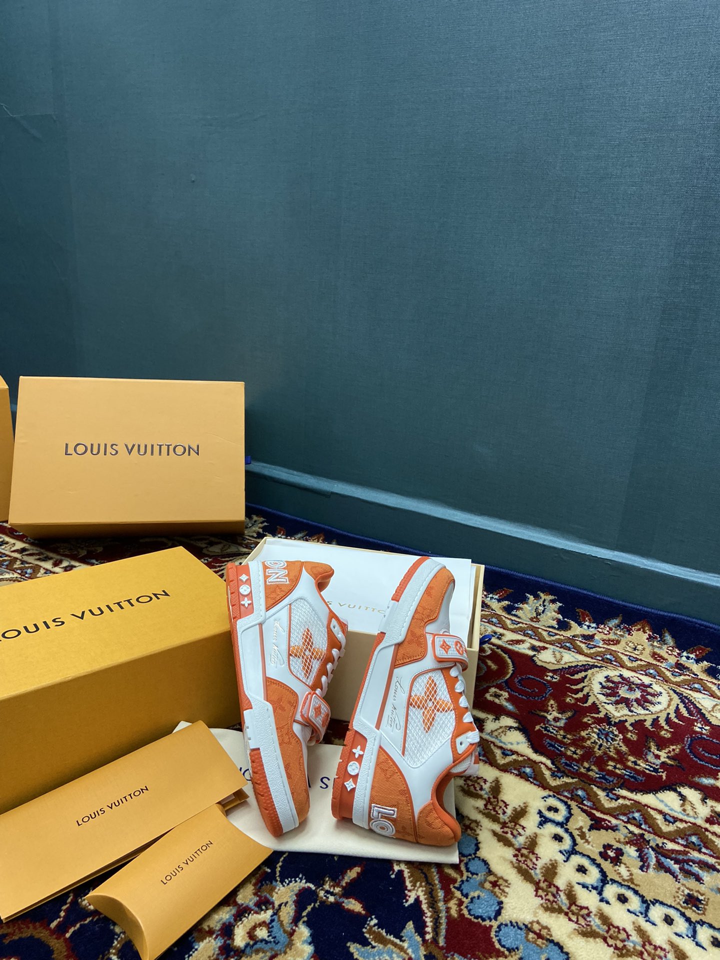 Unknown trainer 系列lv 女款35-40 trainer 低帮运动鞋