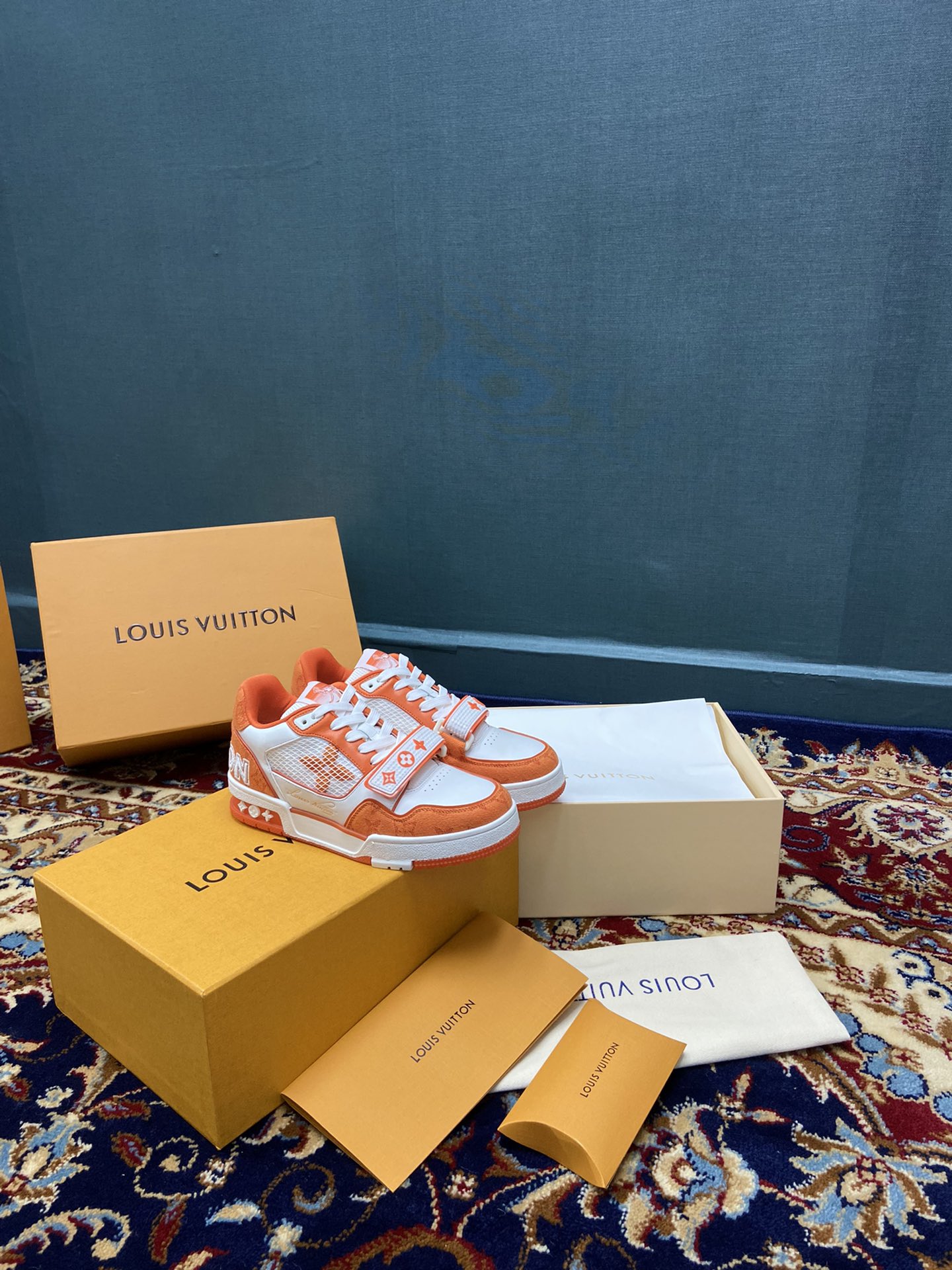 Unknown trainer 系列lv 女款35-40 trainer 低帮运动鞋