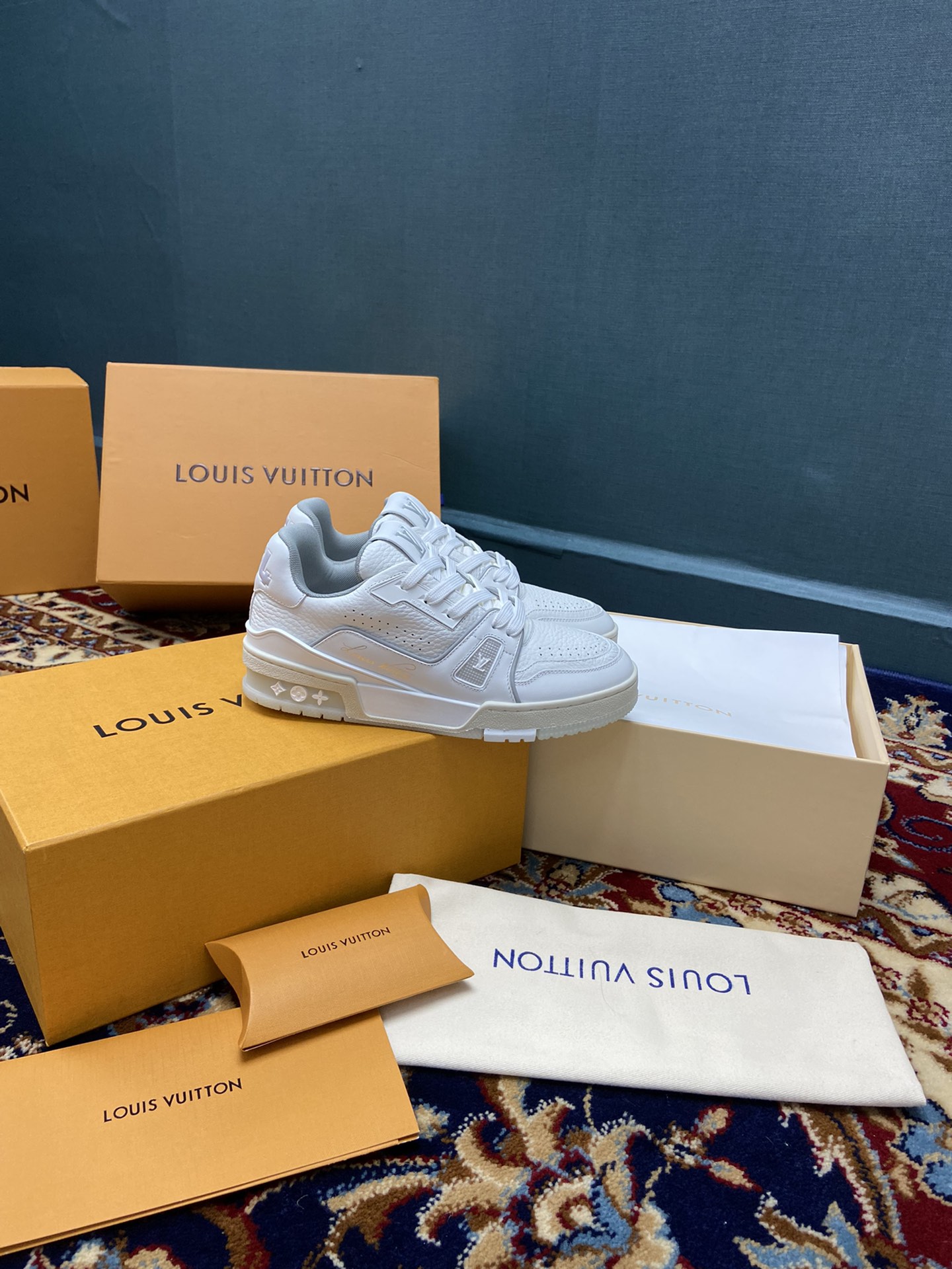 Unknown trainer 系列lv 女款35-40 trainer 低帮运动鞋
