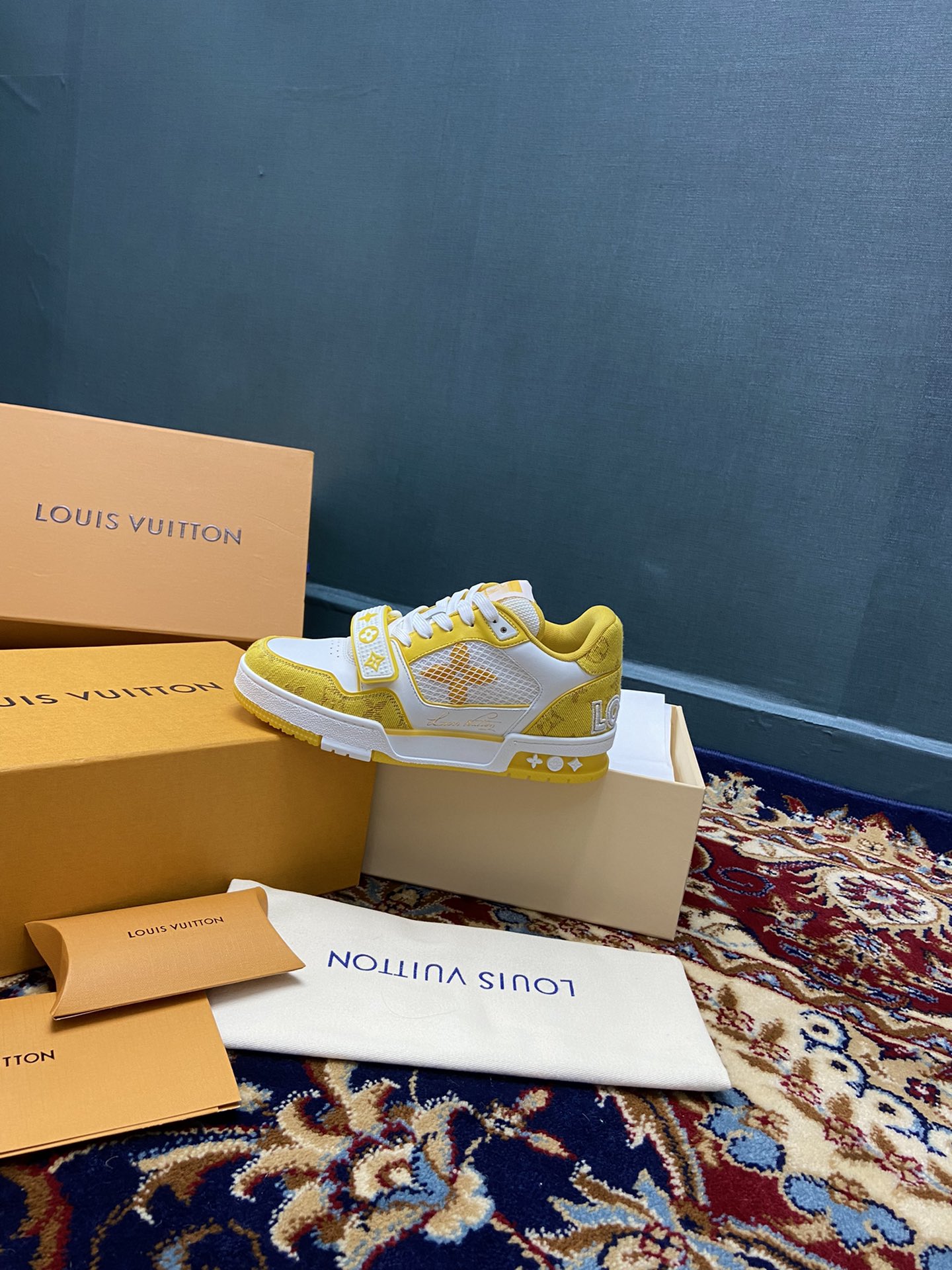 Unknown trainer 系列lv 女款35-40 trainer 低帮运动鞋