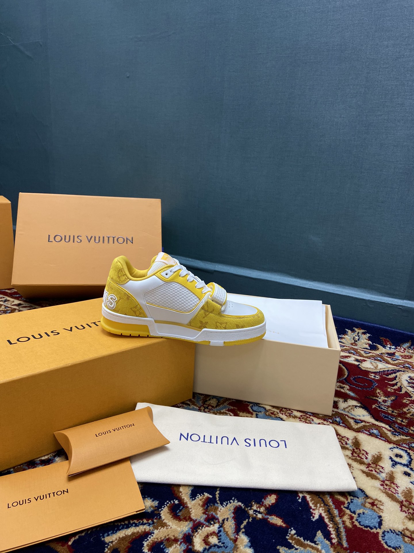 Unknown trainer 系列lv 女款35-40 trainer 低帮运动鞋