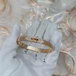 What 1:1 replica
 Hermes Jewelry Bracelet Set With Diamonds