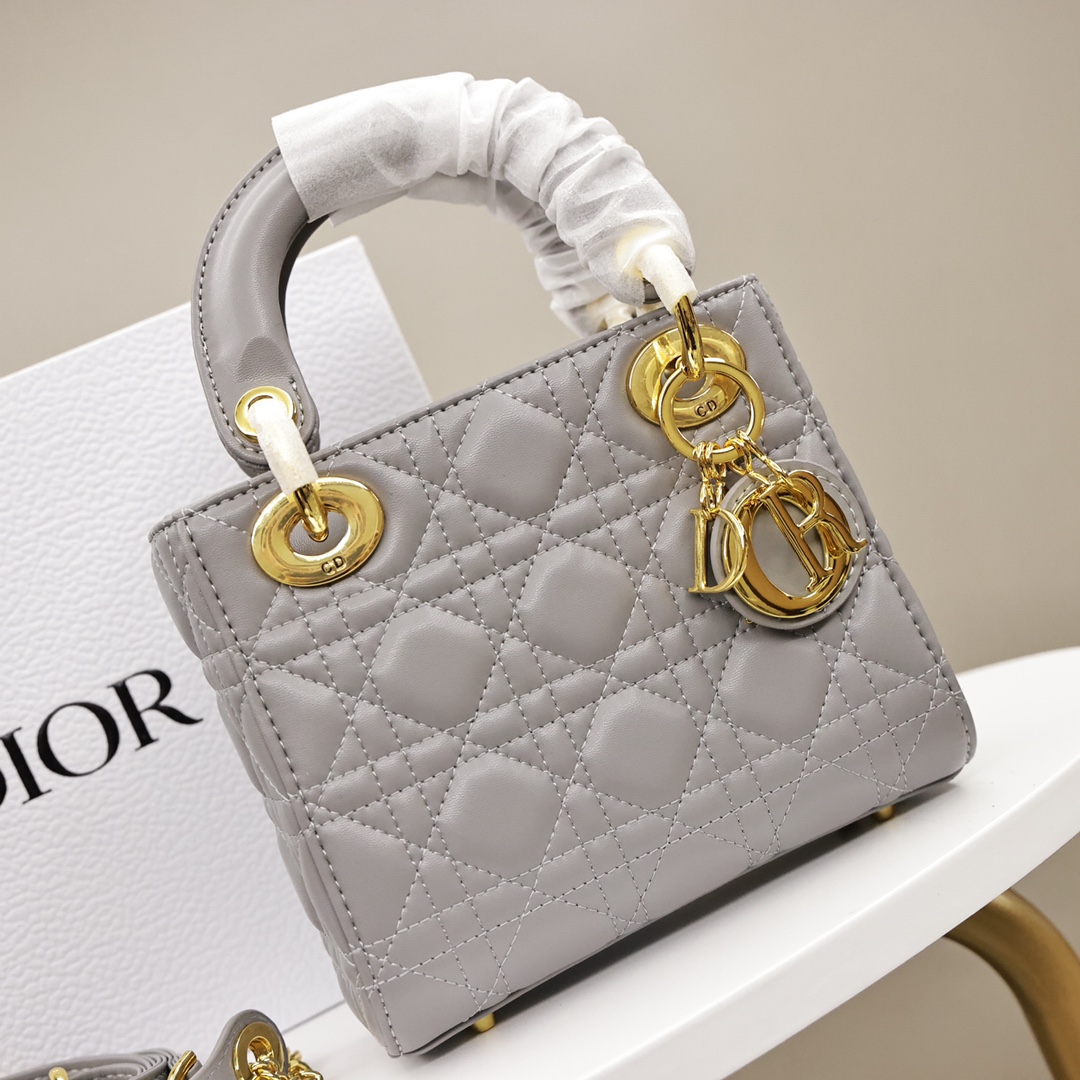 K0  Dior迪奥戴妃包小号三格