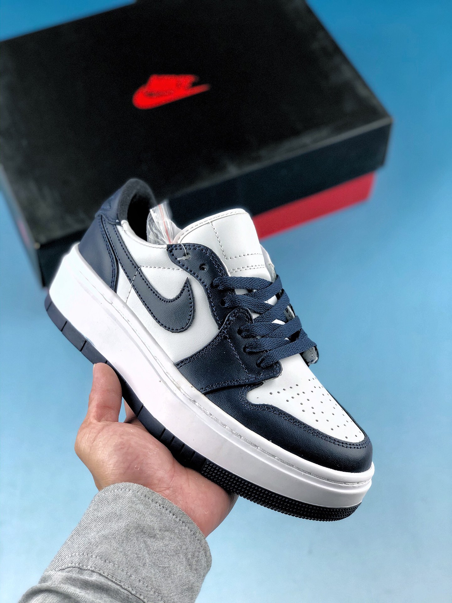 本地自取 支持放店
【正确版本头层皮材料RB+MD组合系列】
Air Jordan 1 Elevate Low SE 