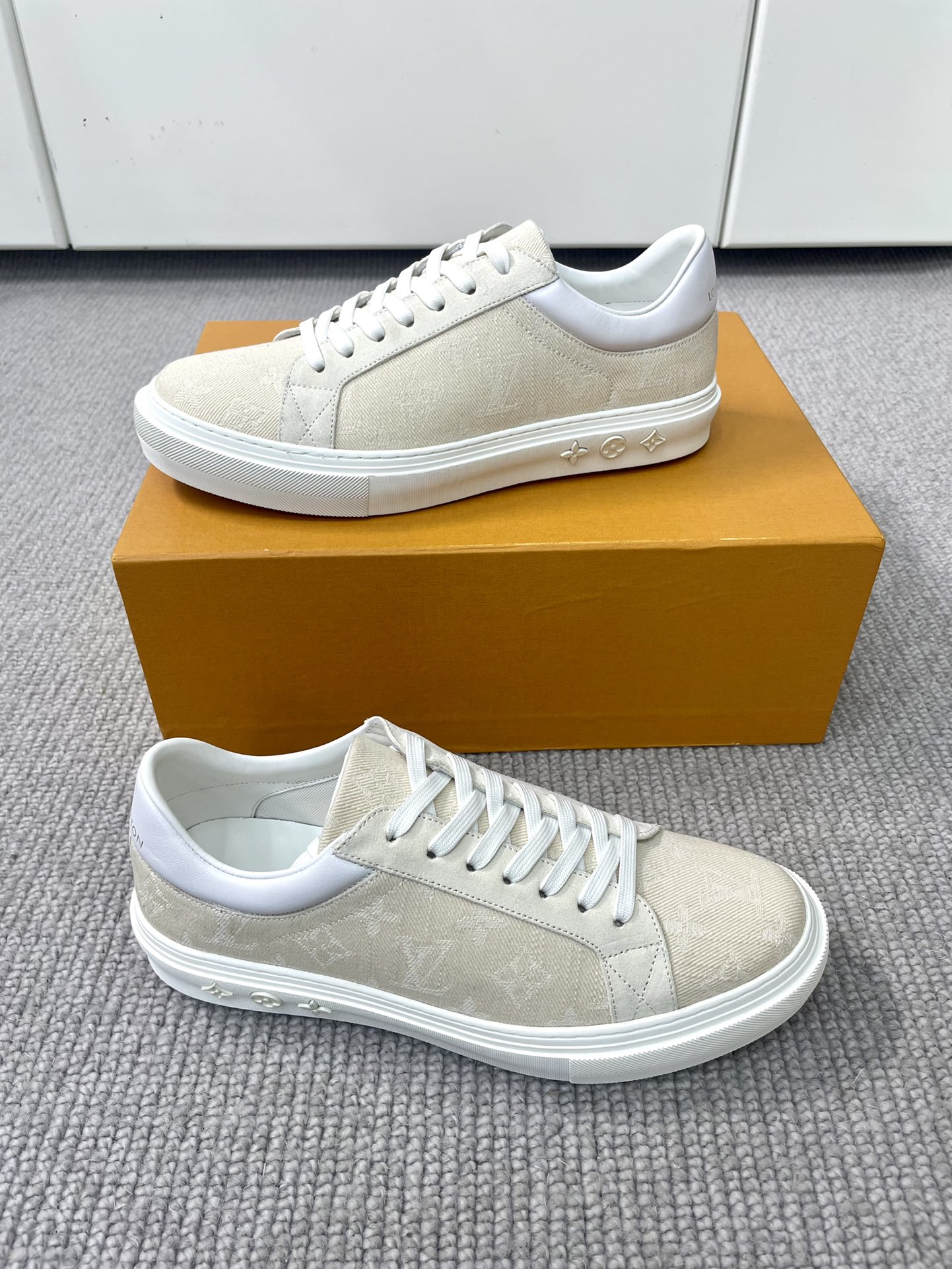 superior único original P180 marca: LOUIS * VUITTON (Louis Vuitton) código estándar: código de los h