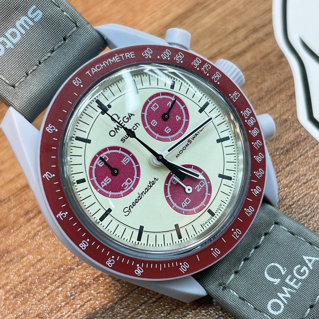 冥王星🌔. 【OMEGAxSWATCH 欧米茄x斯沃琪联名款 太空星球男女通用腕表42mm】