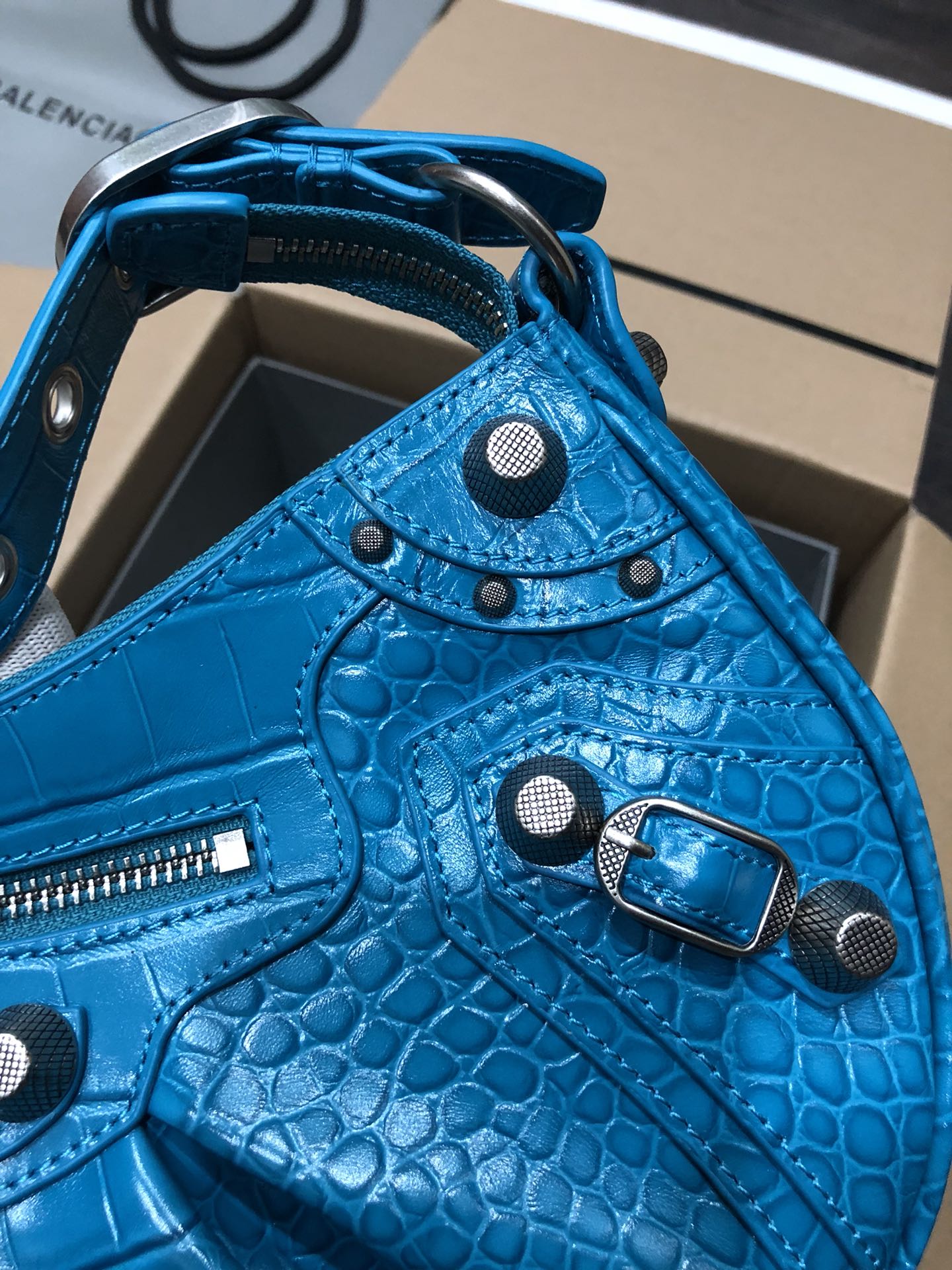 Balenciaga Style Blue Leather Card Holder Lookbook Reference image 2