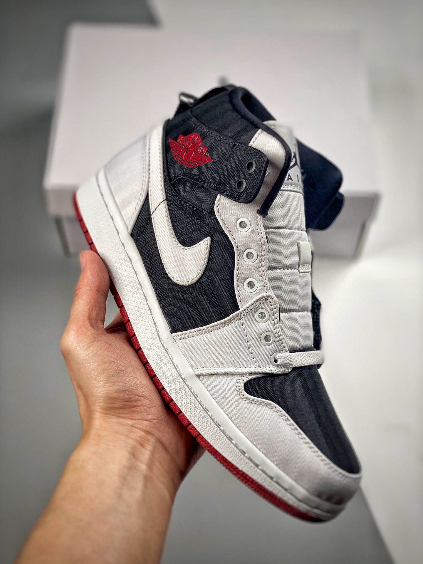 -4 Versión de verificación Air Jordan 1 Mid Blanco y Negro, la mejor versión de caña media en el mercado, calidad máxim…