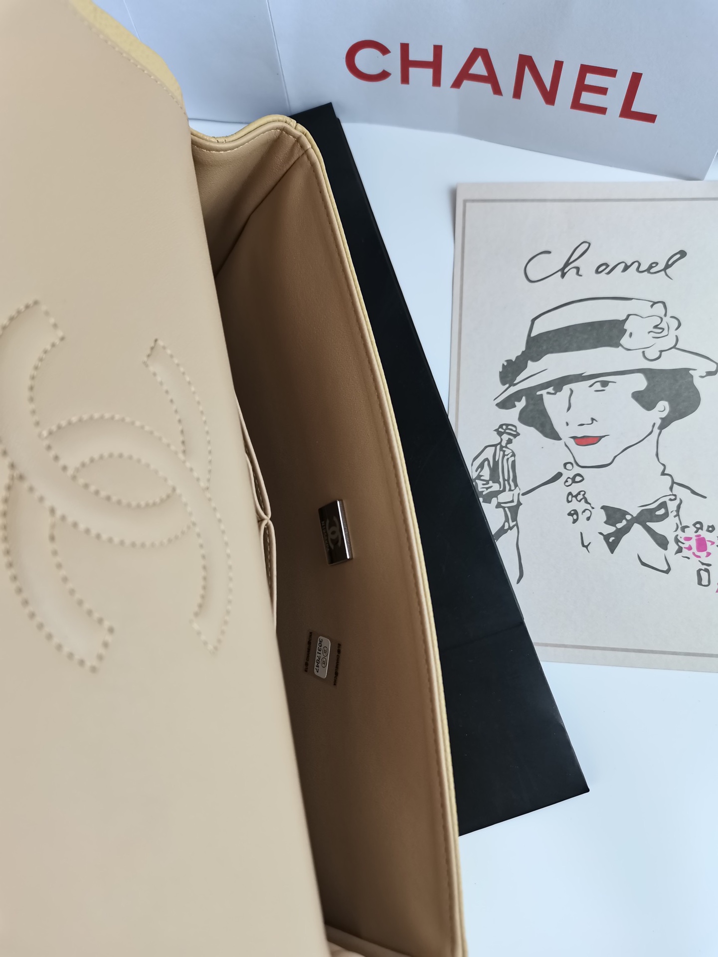 顶级货_厂跑量价高端定制品Chane1ClassicBag01112演绎了Chane1的经典高雅简约精美