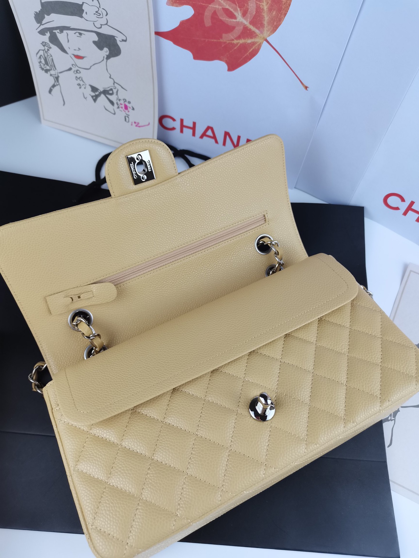 顶级货_厂跑量价高端定制品Chane1ClassicBag01112演绎了Chane1的经典高雅简约精美