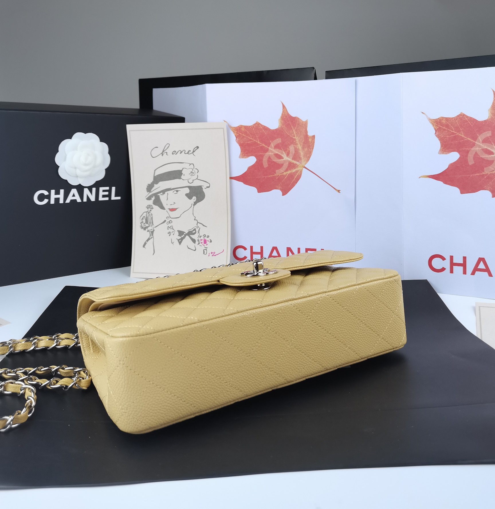 顶级货_厂跑量价高端定制品Chane1ClassicBag01112演绎了Chane1的经典高雅简约精美