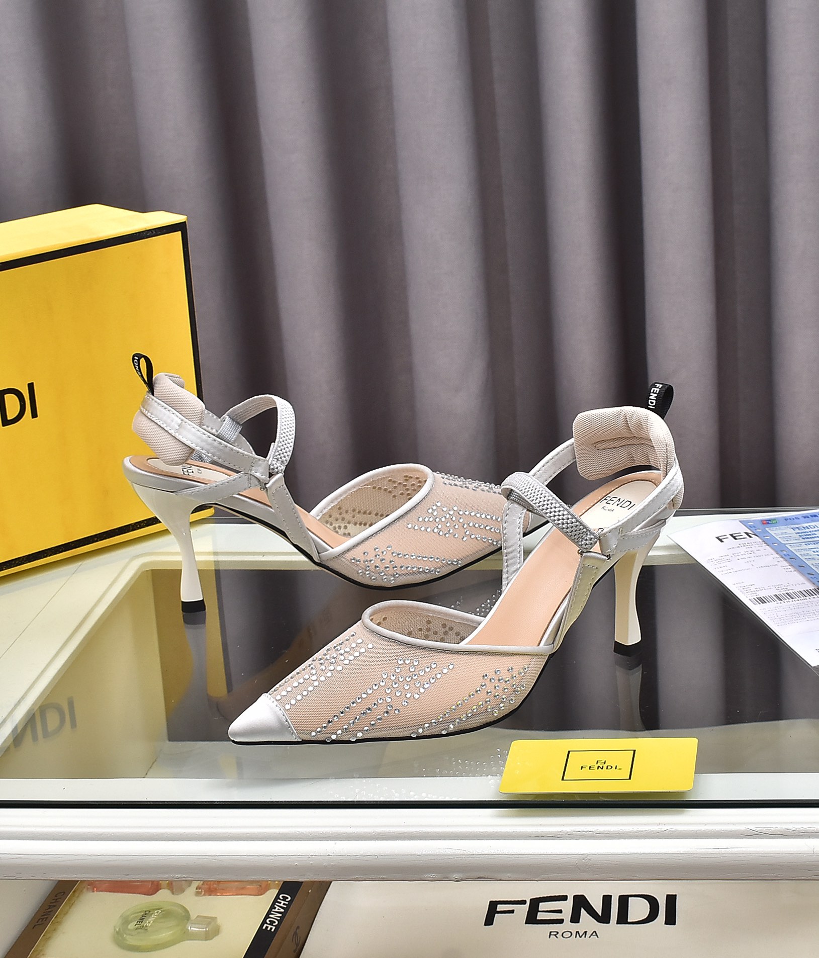 Fábrica de la nueva Fendi tacón alto 8,5/medio tacón 5,5 cm zapatos puntiagudosTejido: multicolor, f