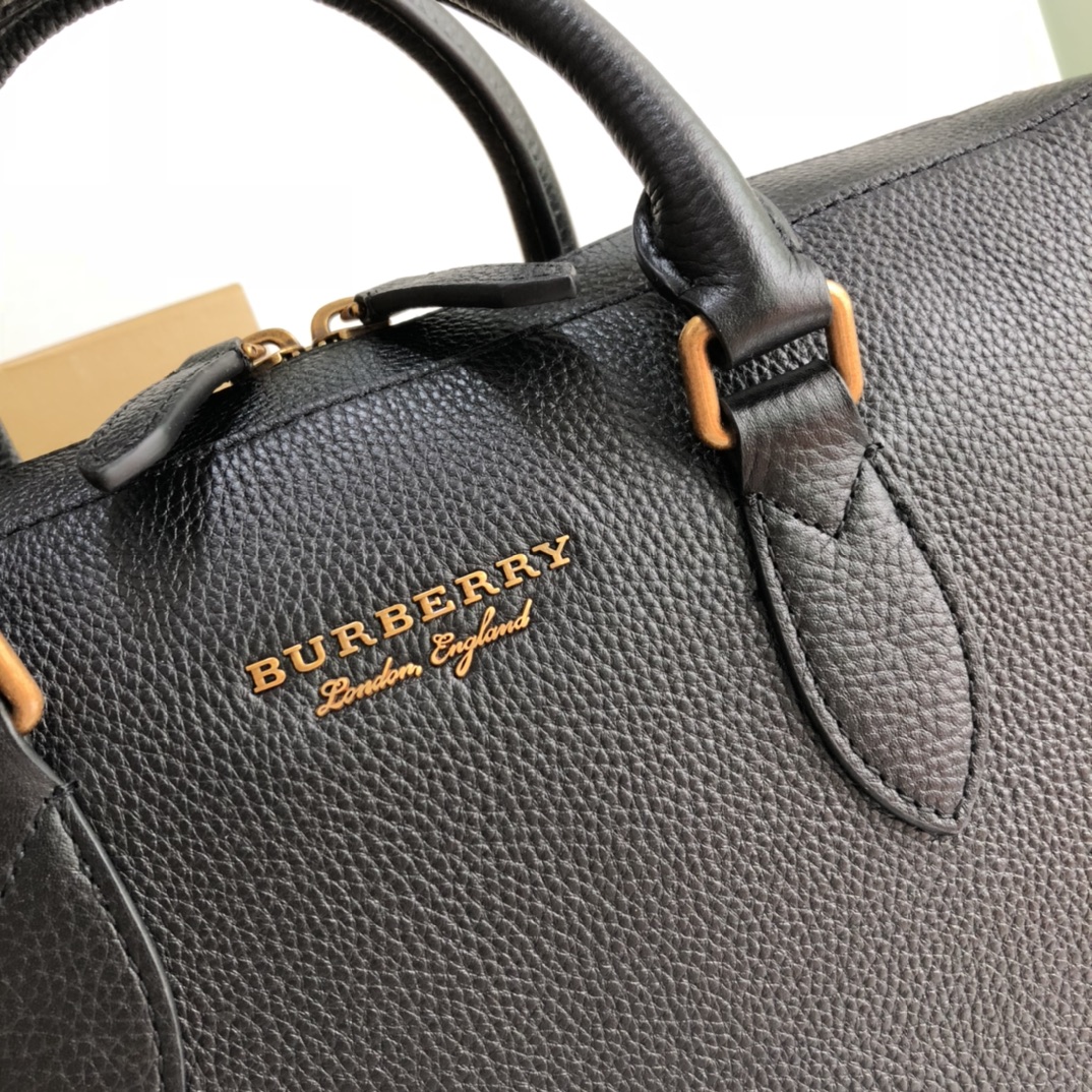 Burberry Briefcase Black grained leather business