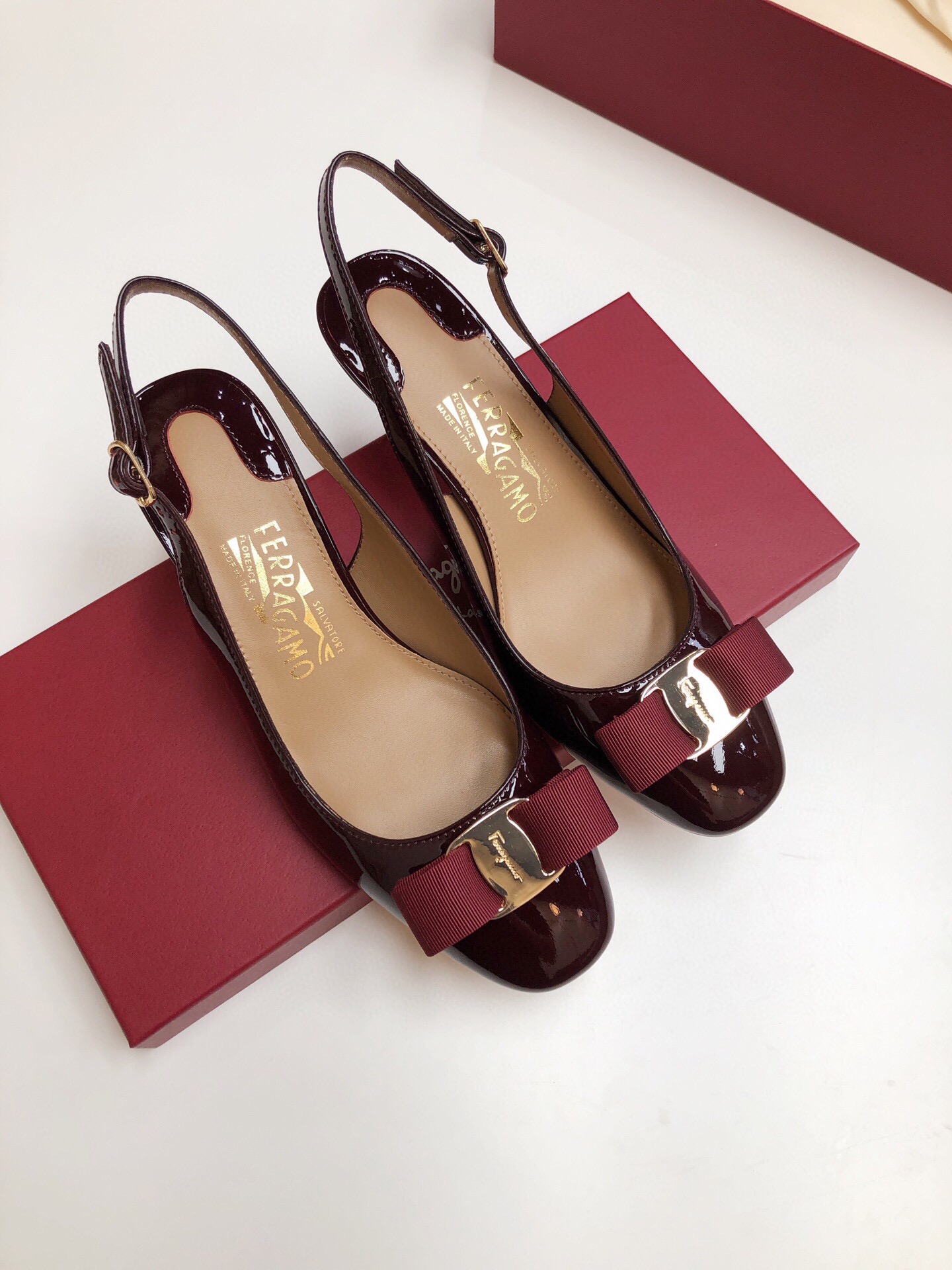 [Ferragamo Women