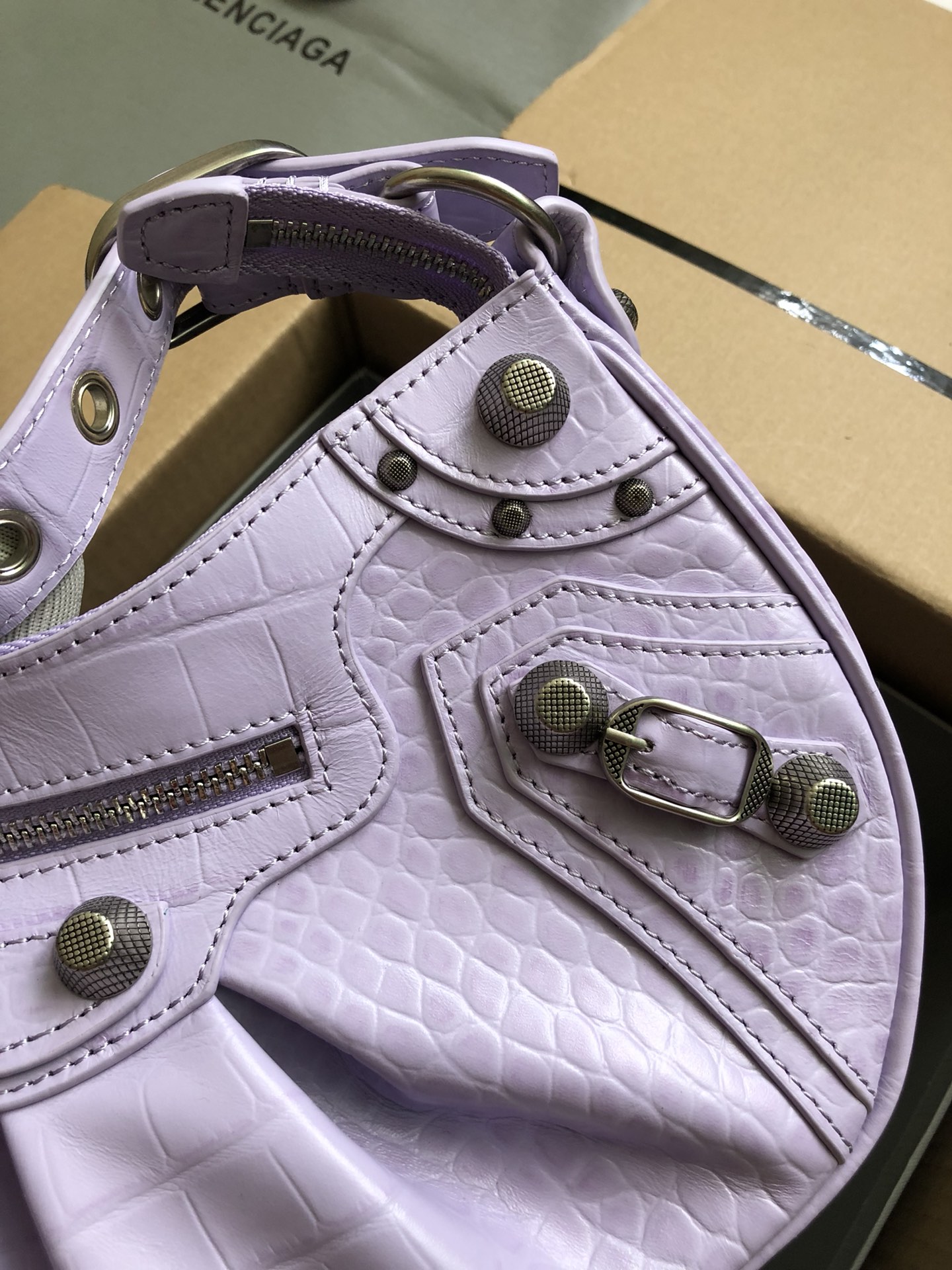 Balenciaga Style Leather Card Holder Lookbook Reference image 2